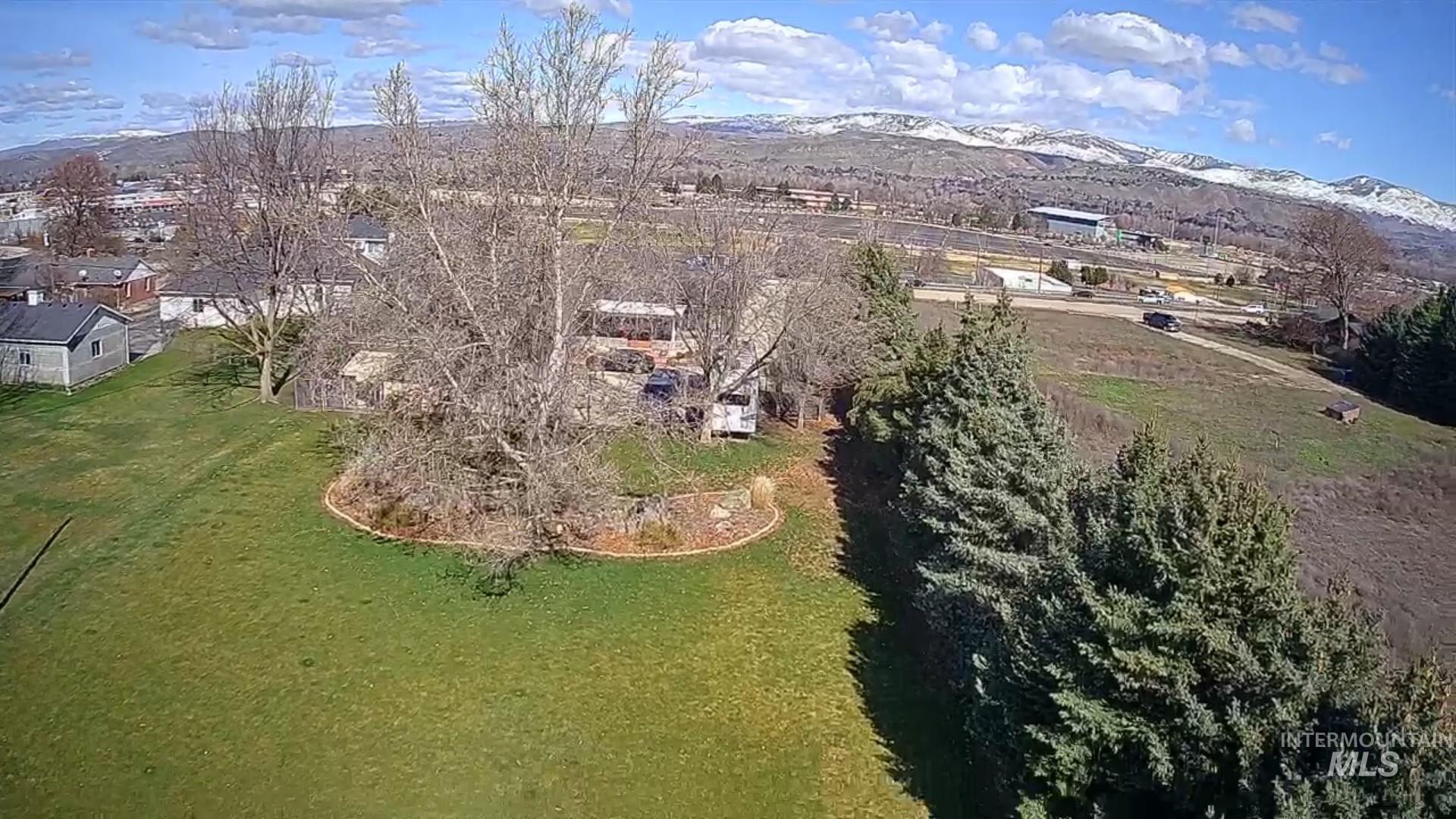 4609 N Mountain View Drive Property Photo 42