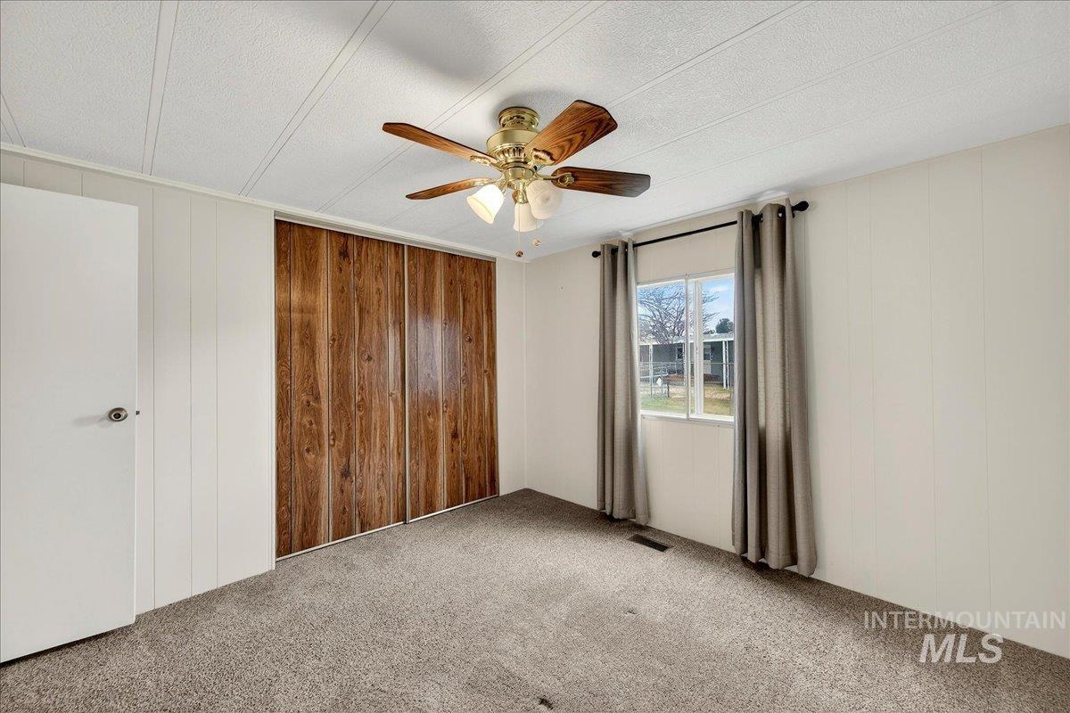 5384 N Glencrest Ln Property Photo 25