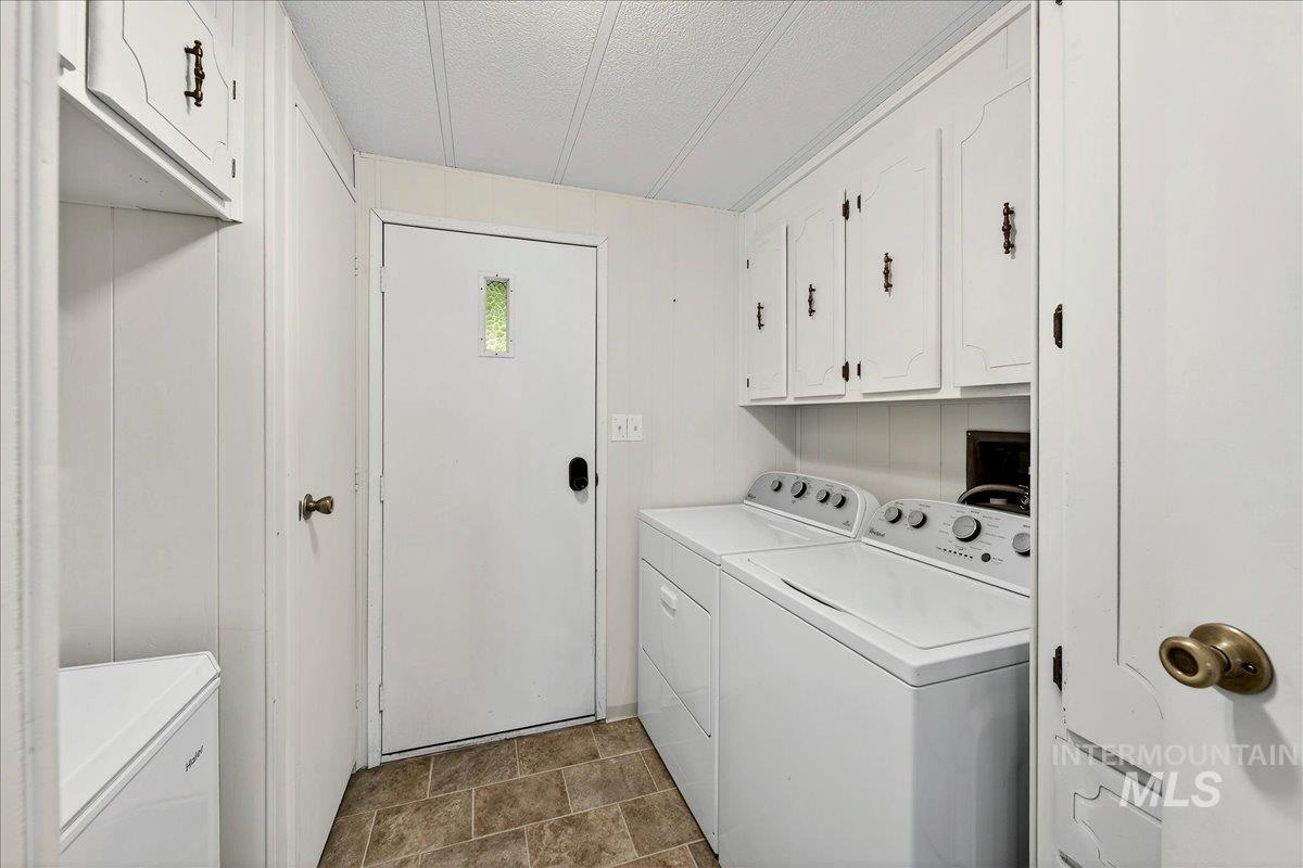 5384 N Glencrest Ln Property Photo 28