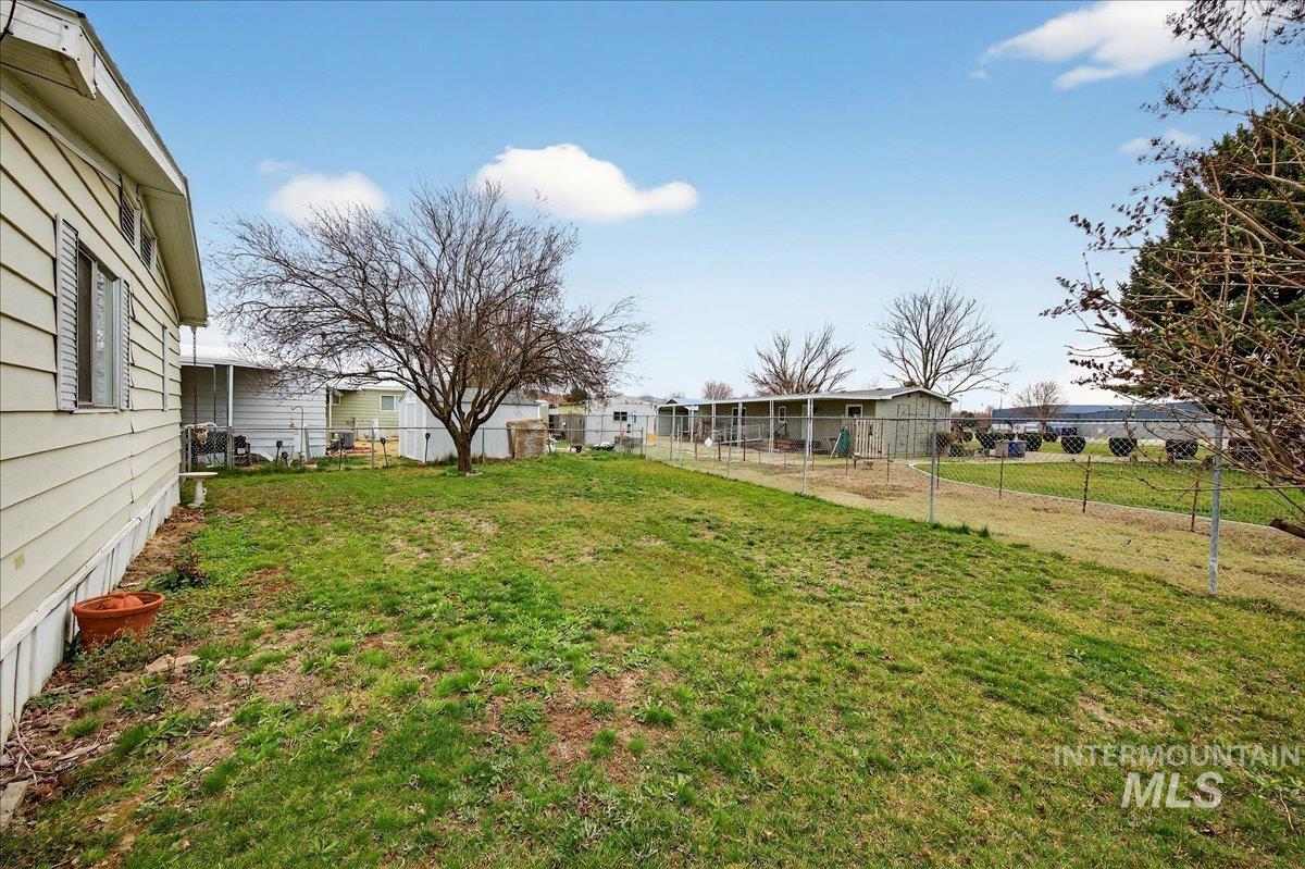 5384 N Glencrest Ln Property Photo 33