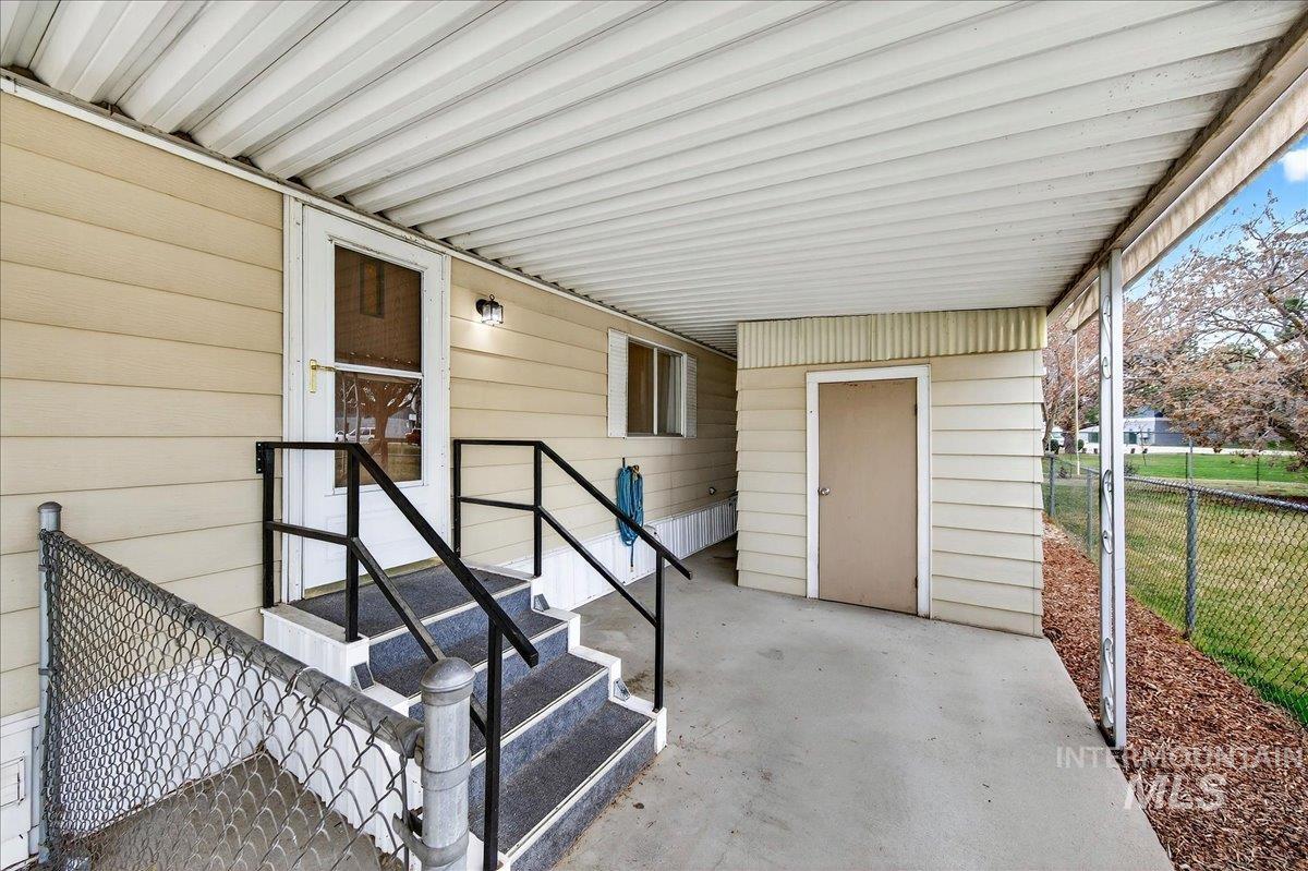 5384 N Glencrest Ln Property Photo 36