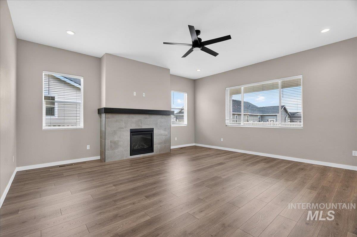 1363 Stirling Meadows Property Photo 10