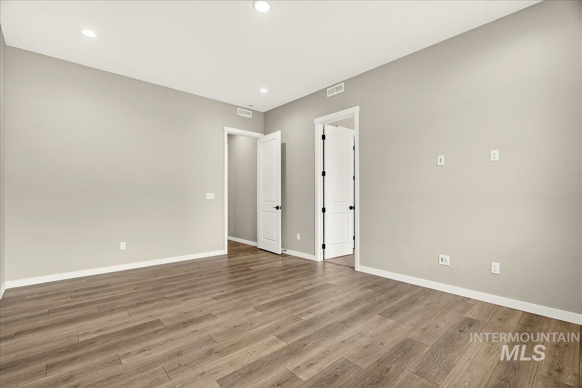 1363 Stirling Meadows Property Photo 20