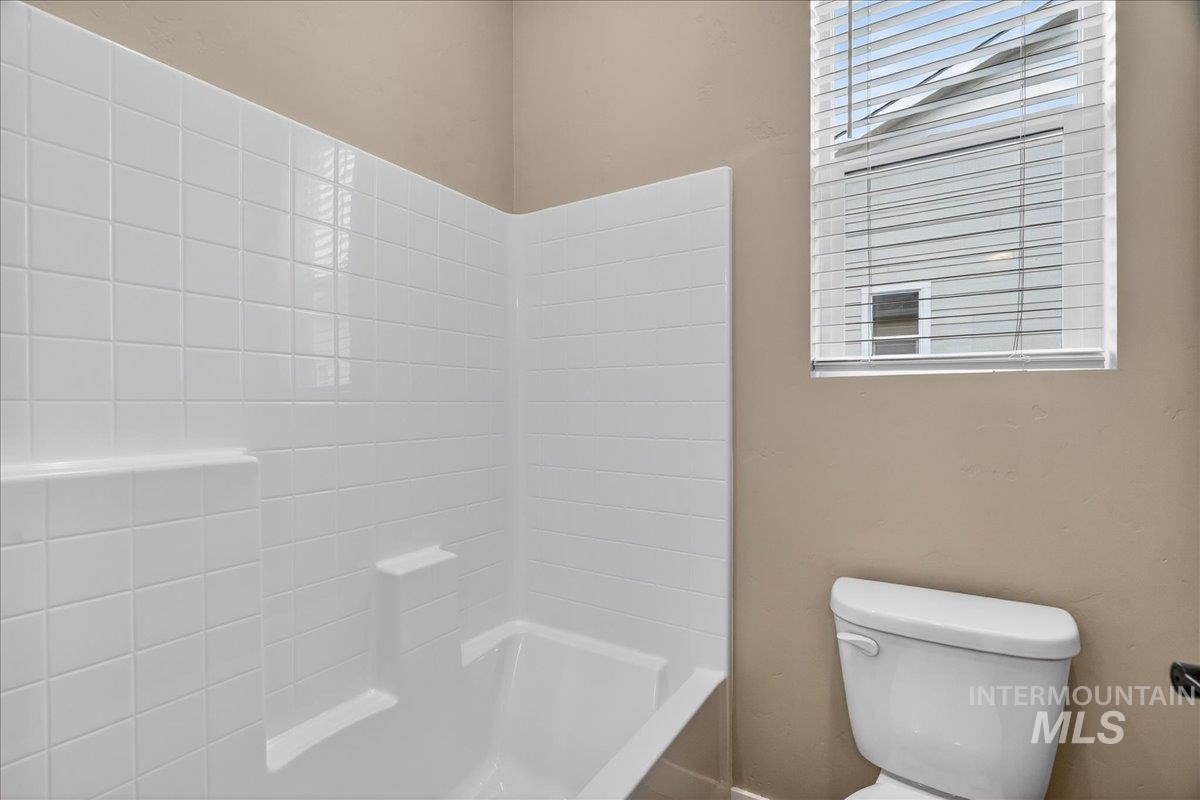 1363 Stirling Meadows Property Photo 29