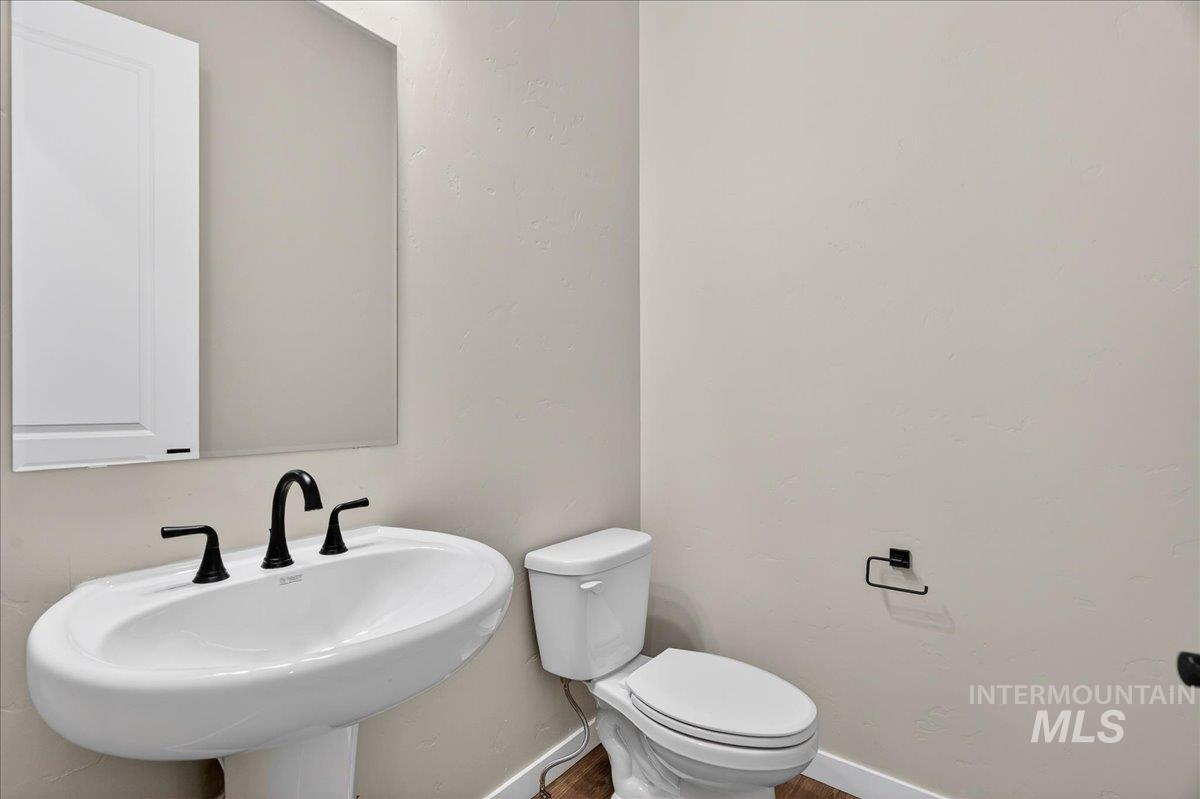 1363 Stirling Meadows Property Photo 32