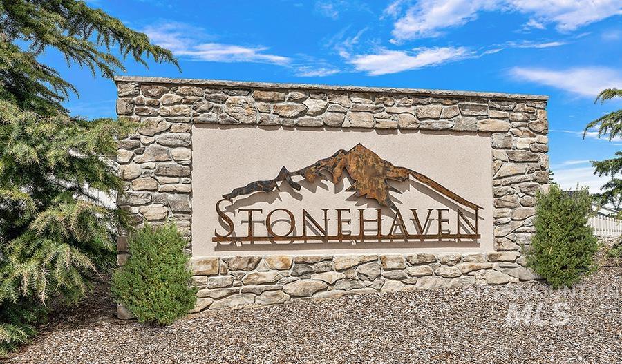1363 Stirling Meadows Property Photo 40
