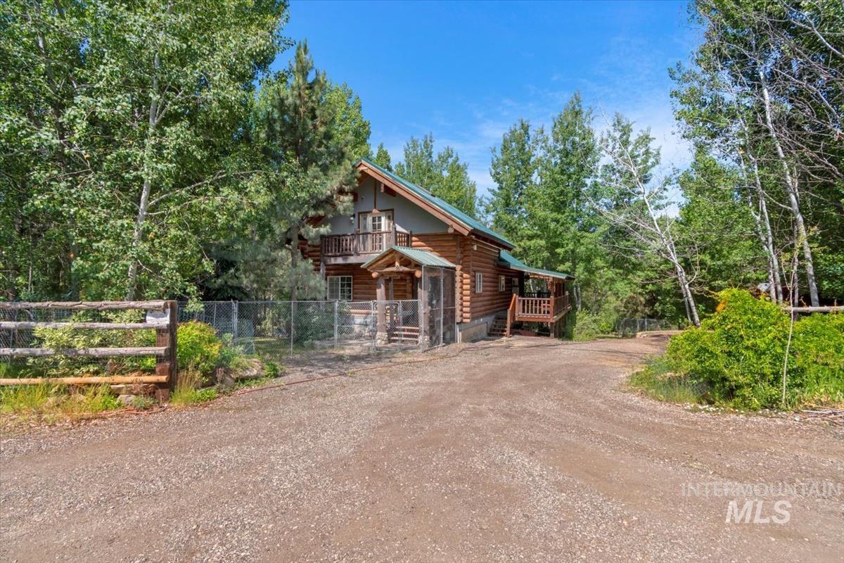 20 Red Fir Dr. Property Photo 1