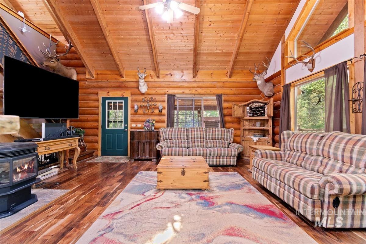 20 Red Fir Dr. Property Photo 12