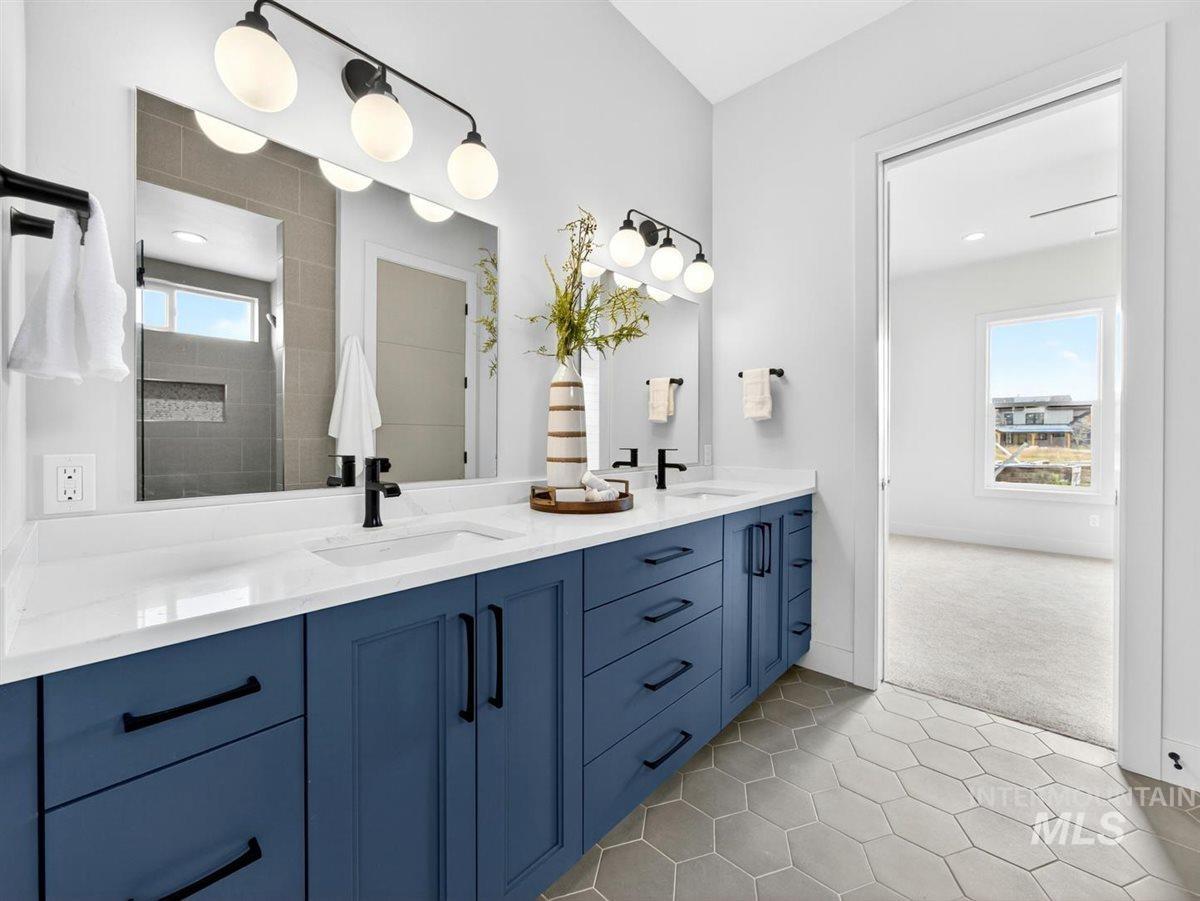 6677 Sophie Lane Property Photo 23