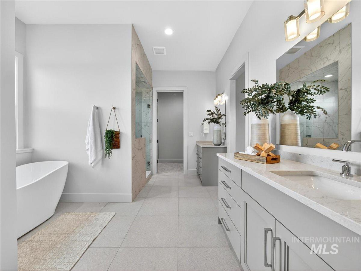 6677 Sophie Lane Property Photo 31