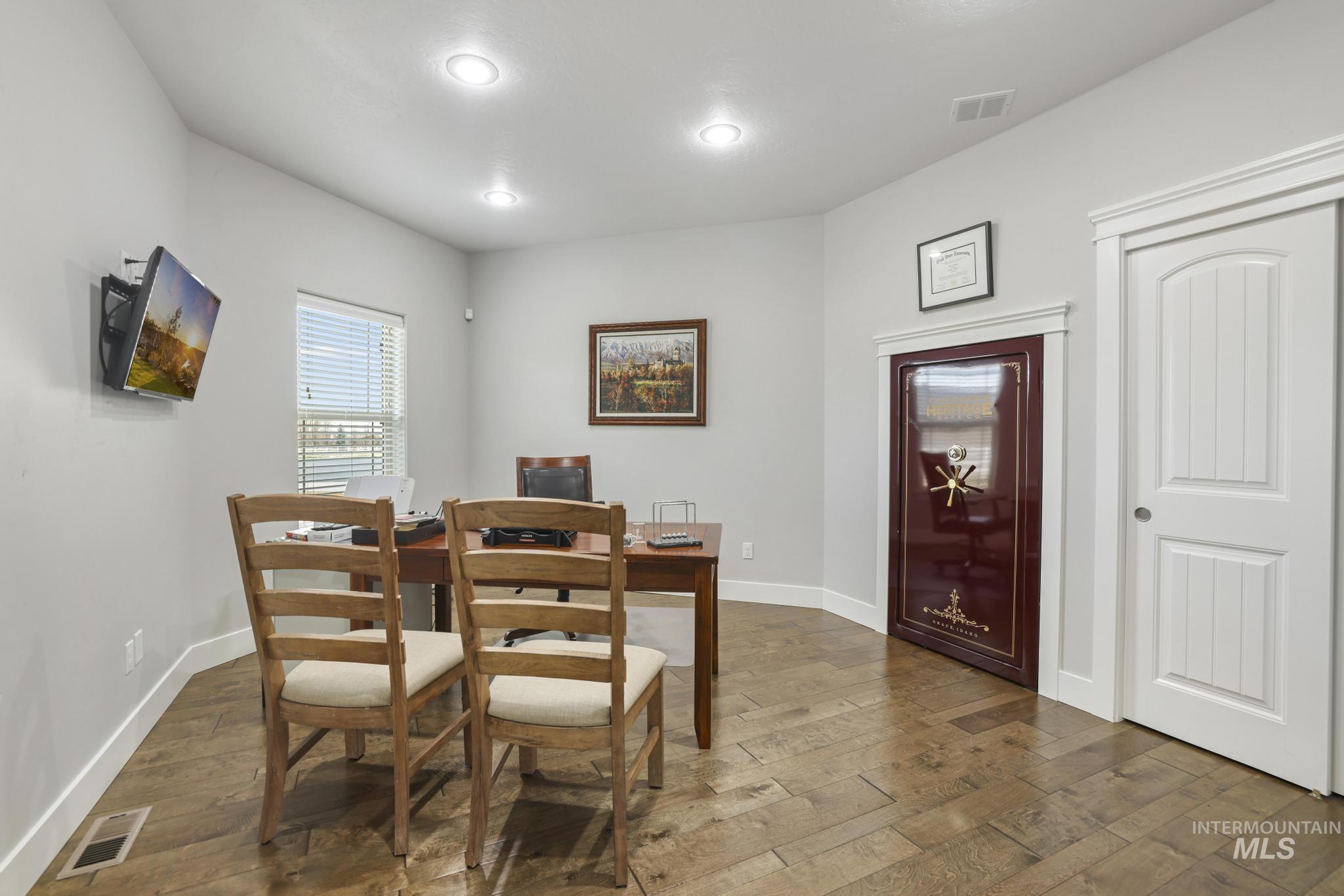 3987 N 3540 E Property Photo 25