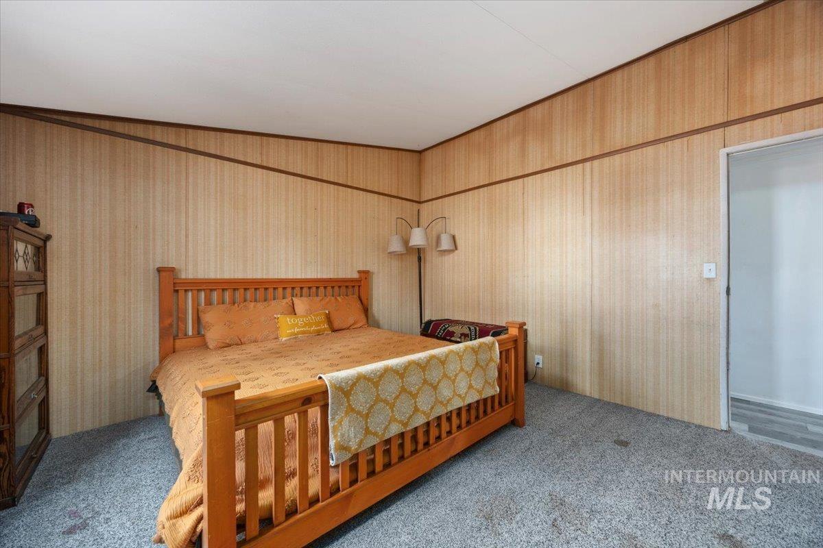 420 E Avenue C Property Photo 18