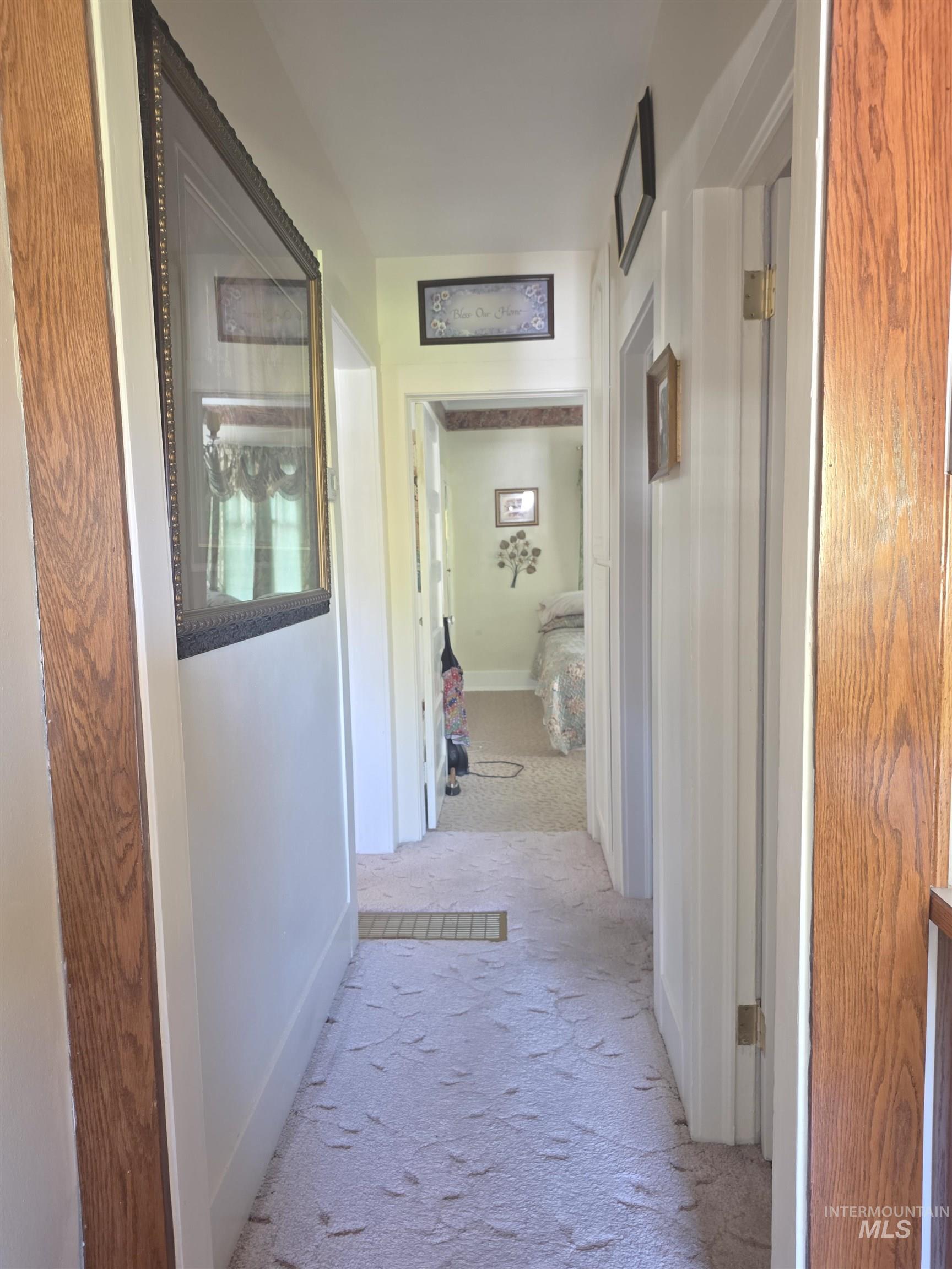 703 Johnson Avenue Property Photo 14