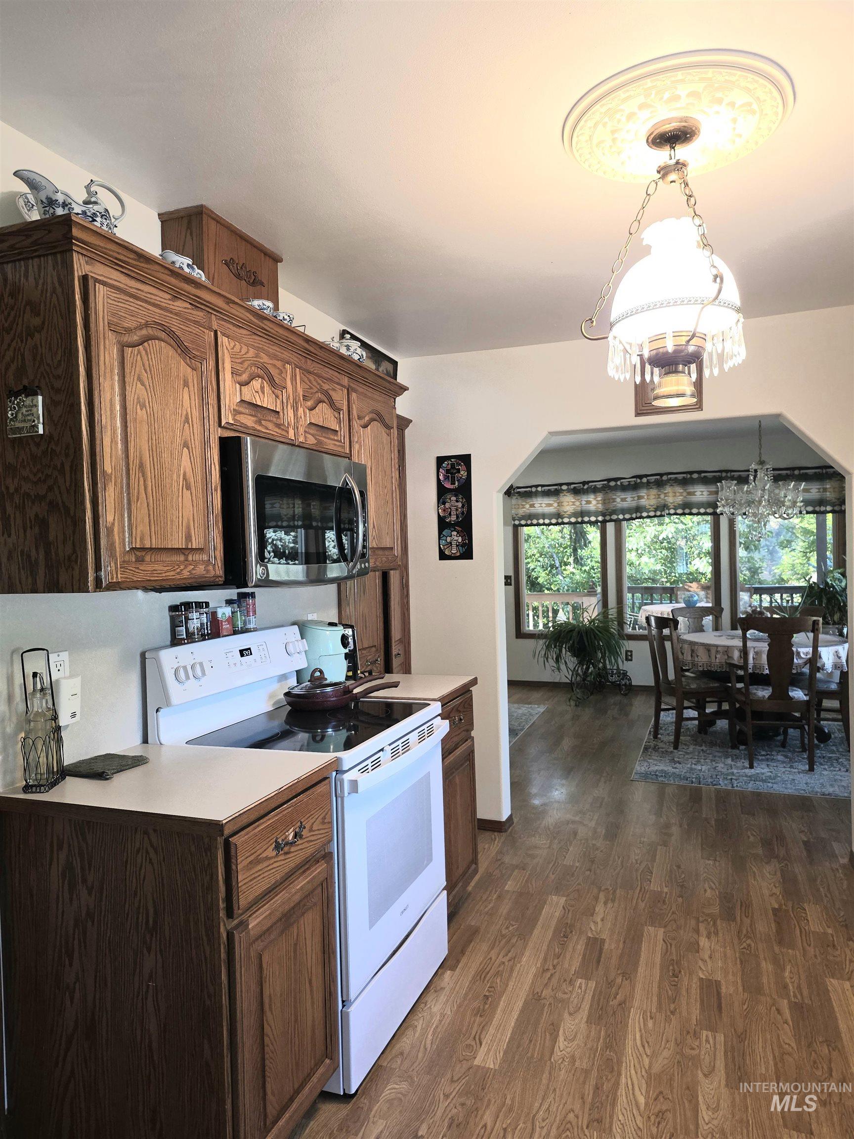 703 Johnson Avenue Property Photo 15