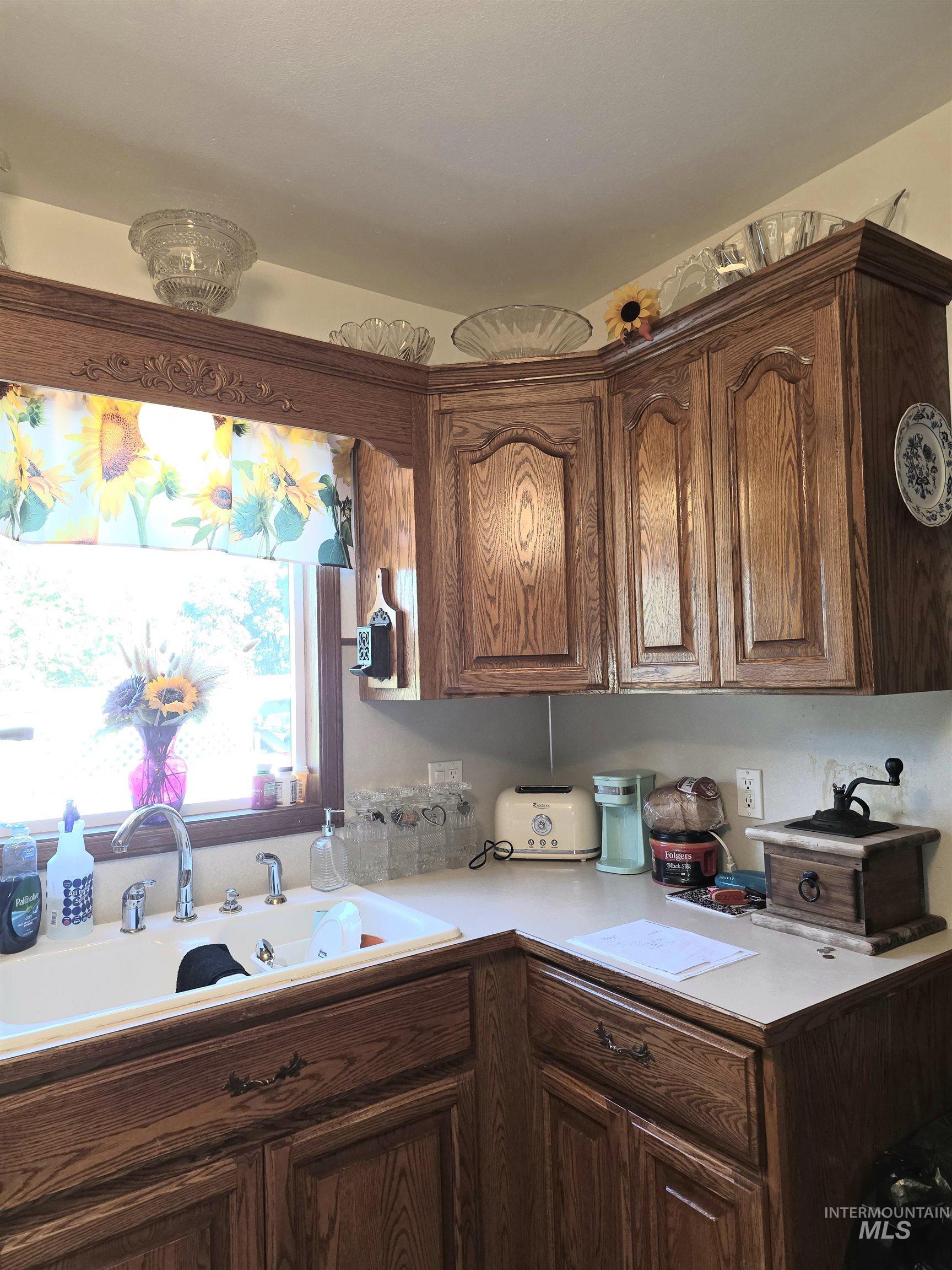 703 Johnson Avenue Property Photo 17