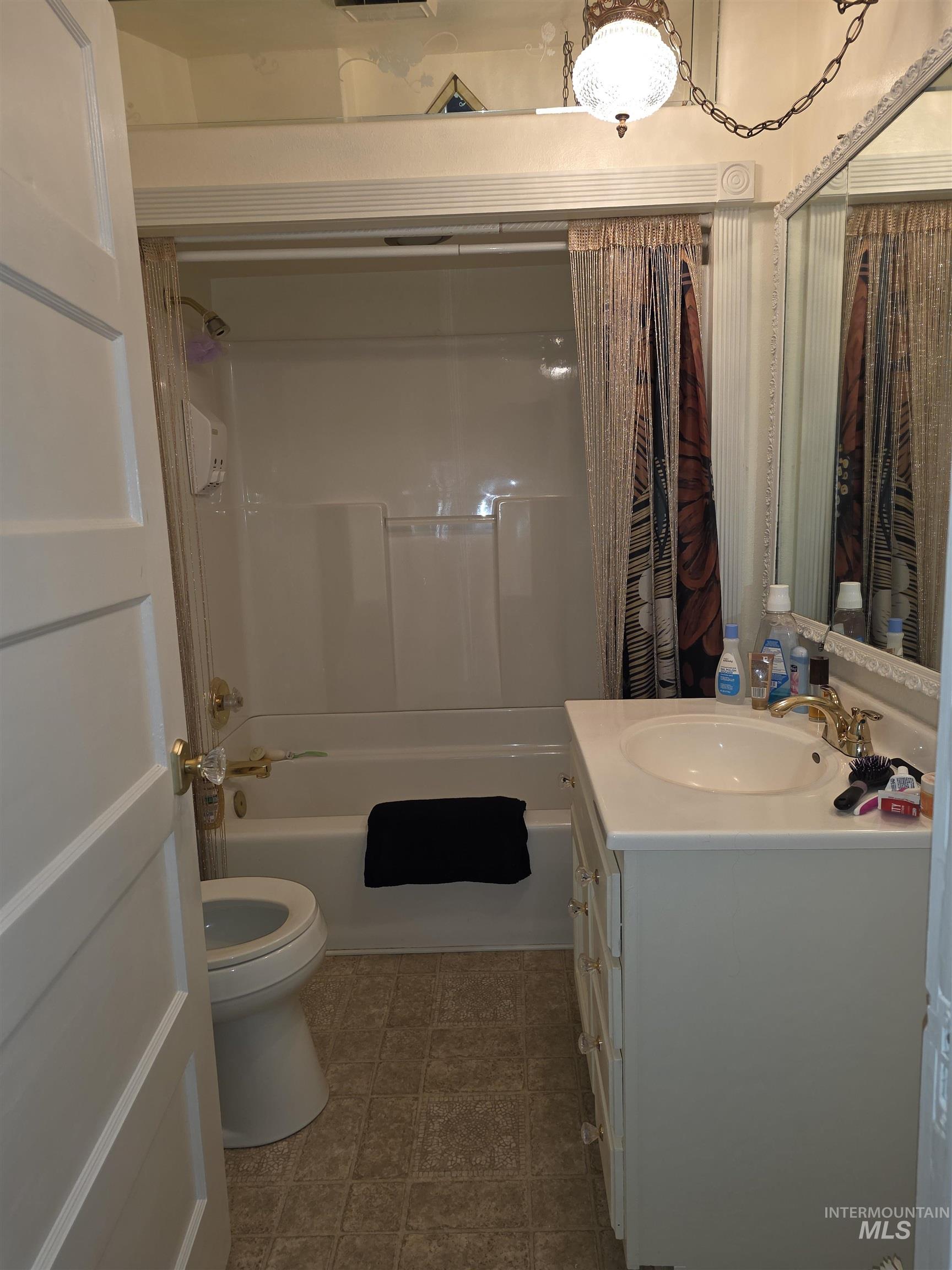 703 Johnson Avenue Property Photo 19