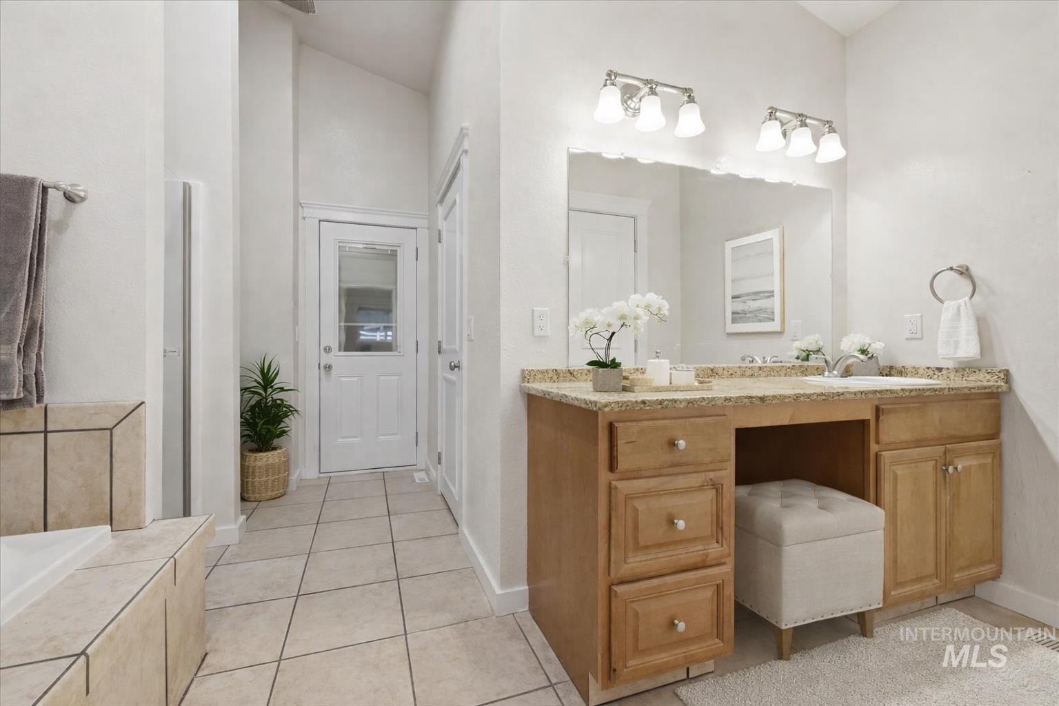 115 Bunch Dr. Property Photo 12