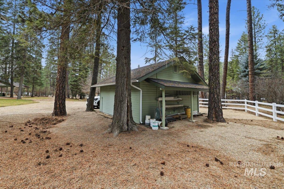 115 Bunch Dr. Property Photo 28