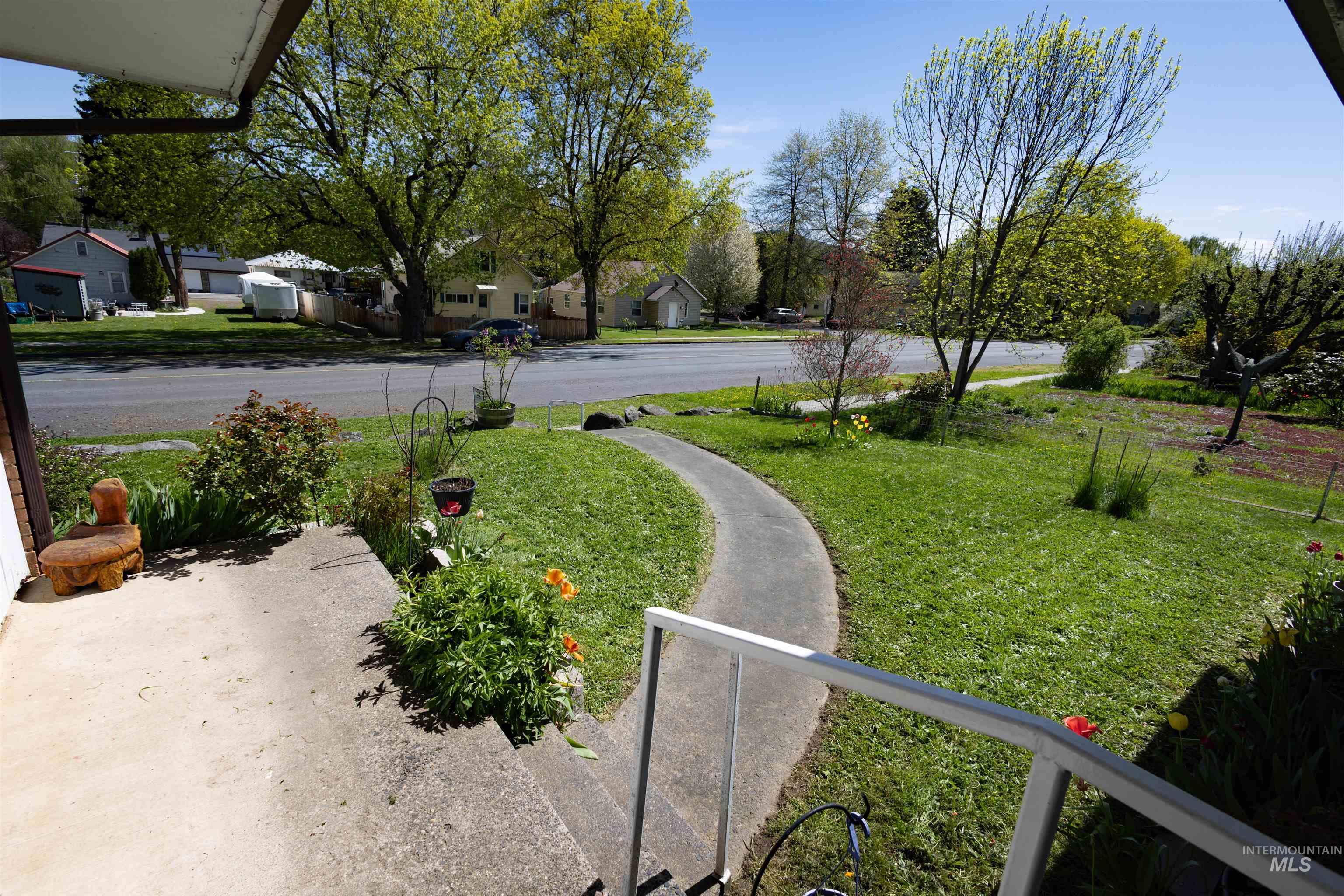 712 Hill St Property Photo 11