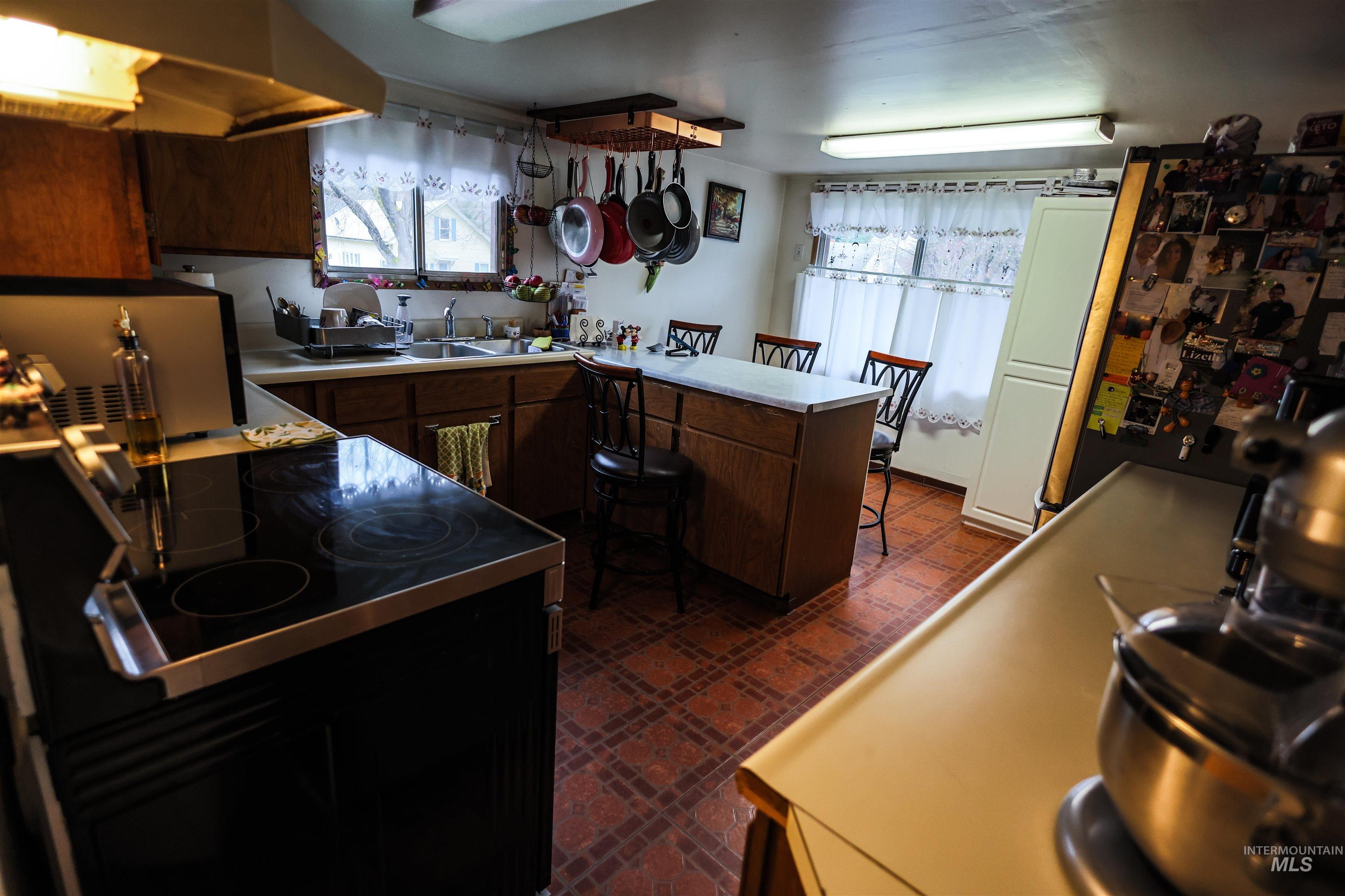 712 Hill St Property Photo 12