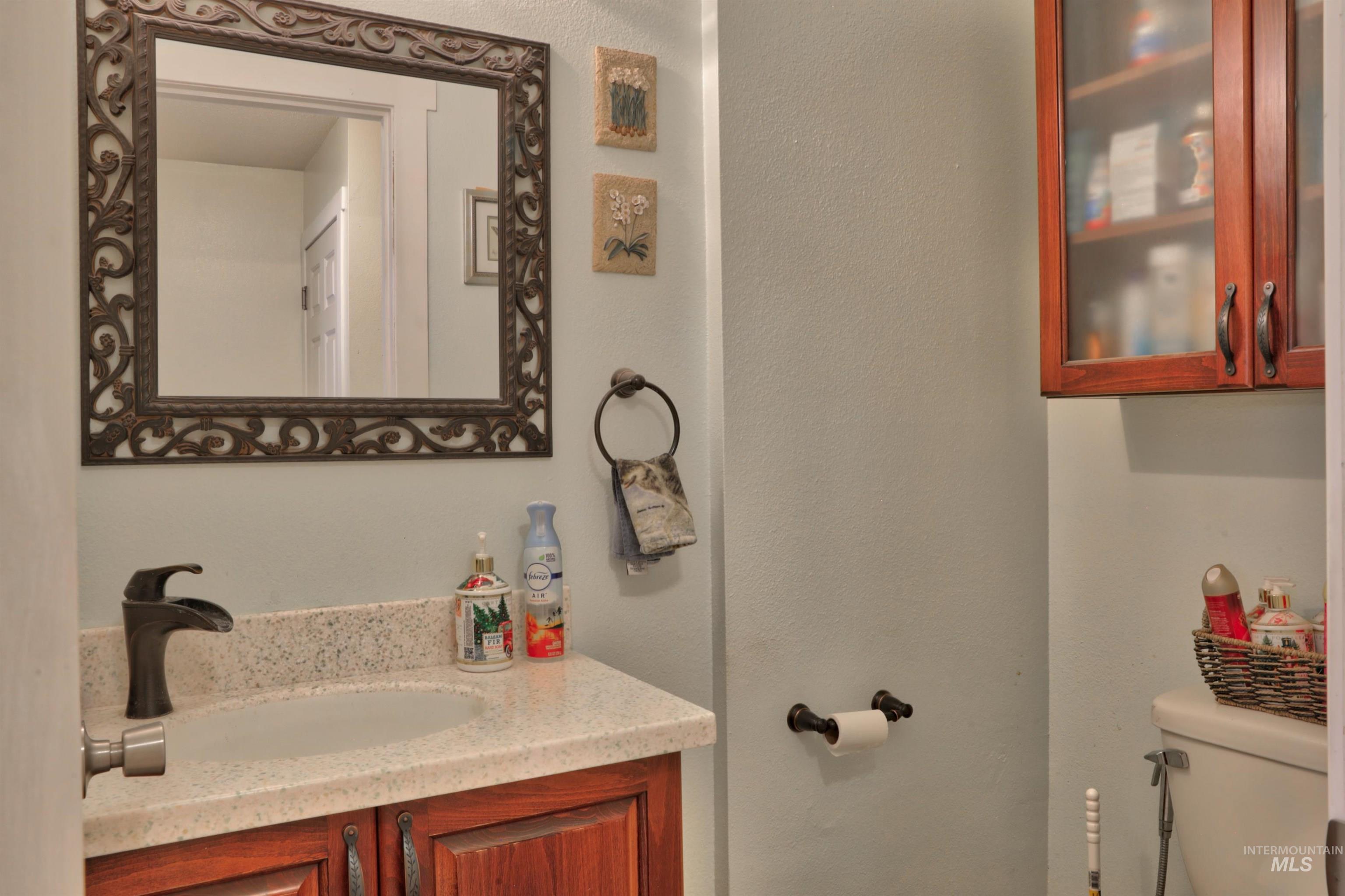 513 Ruth Ln. Property Photo 8