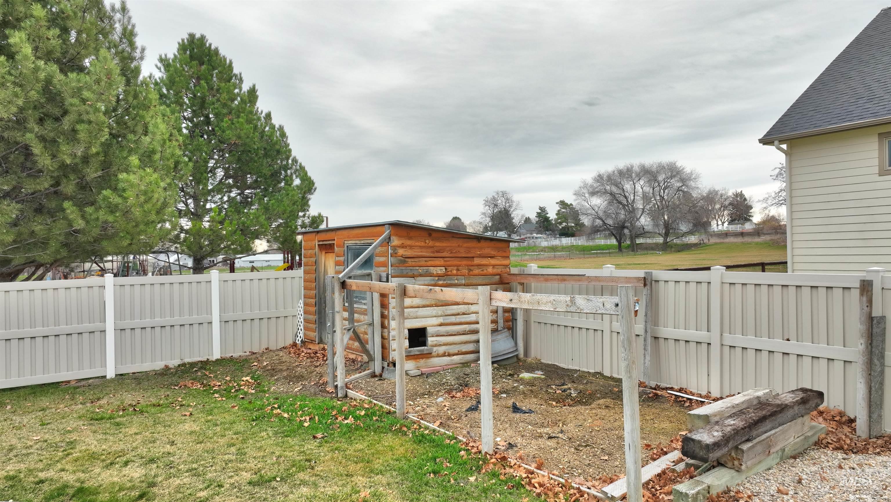 513 Ruth Ln. Property Photo 22