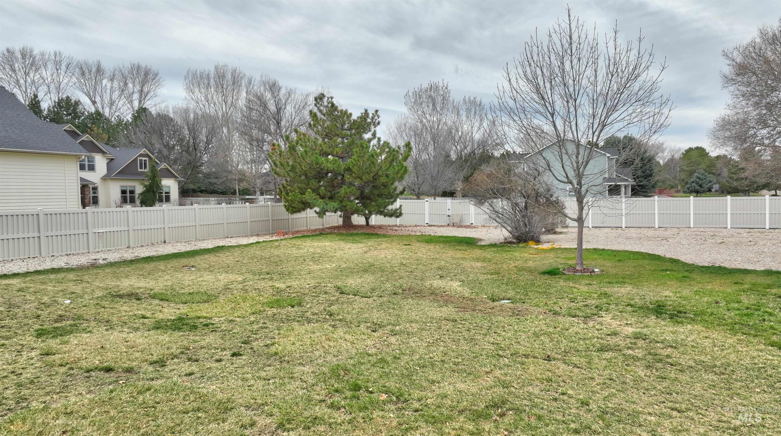 513 Ruth Ln. Property Photo 24