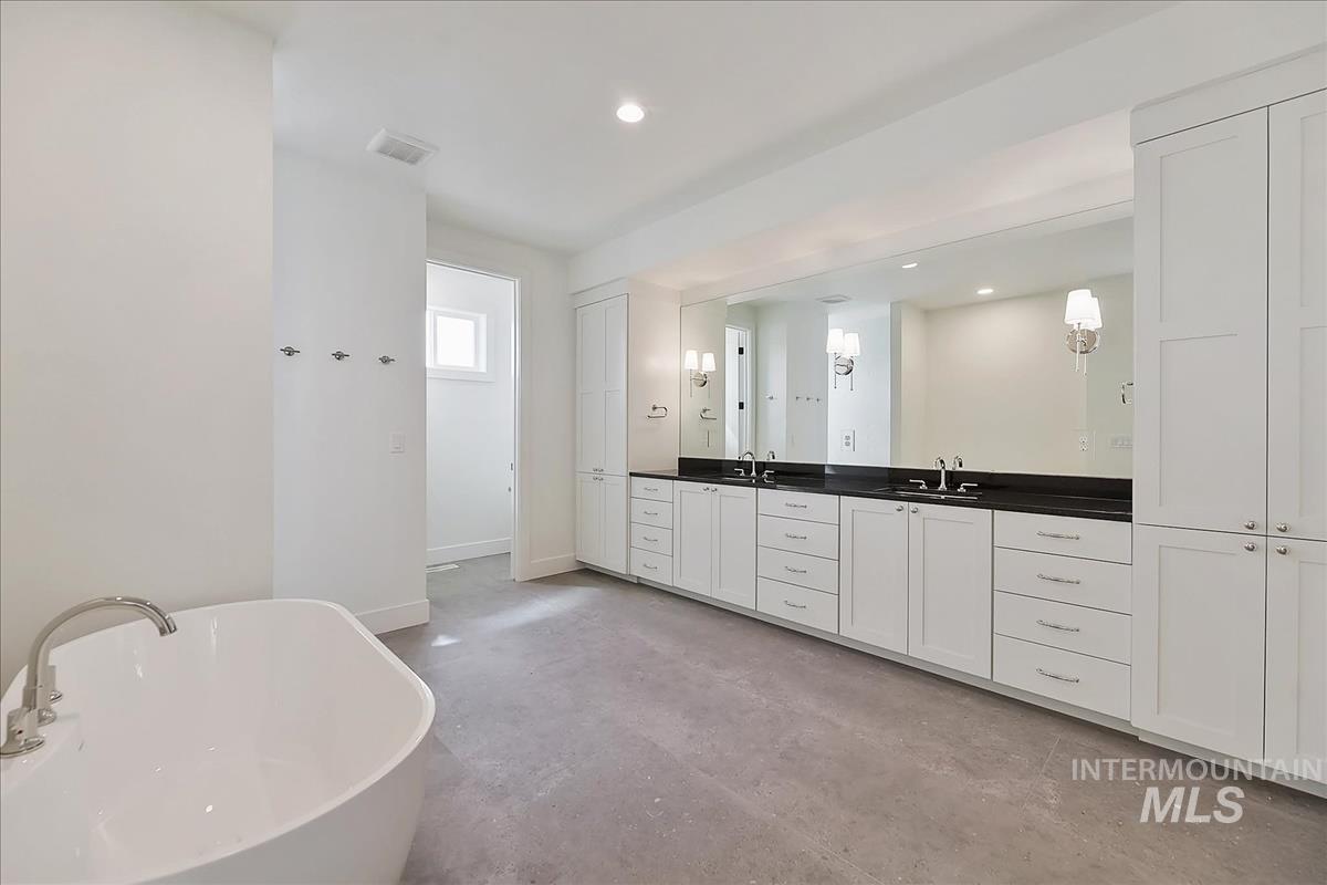 2298 N Buhrstone Pl. Property Photo 25