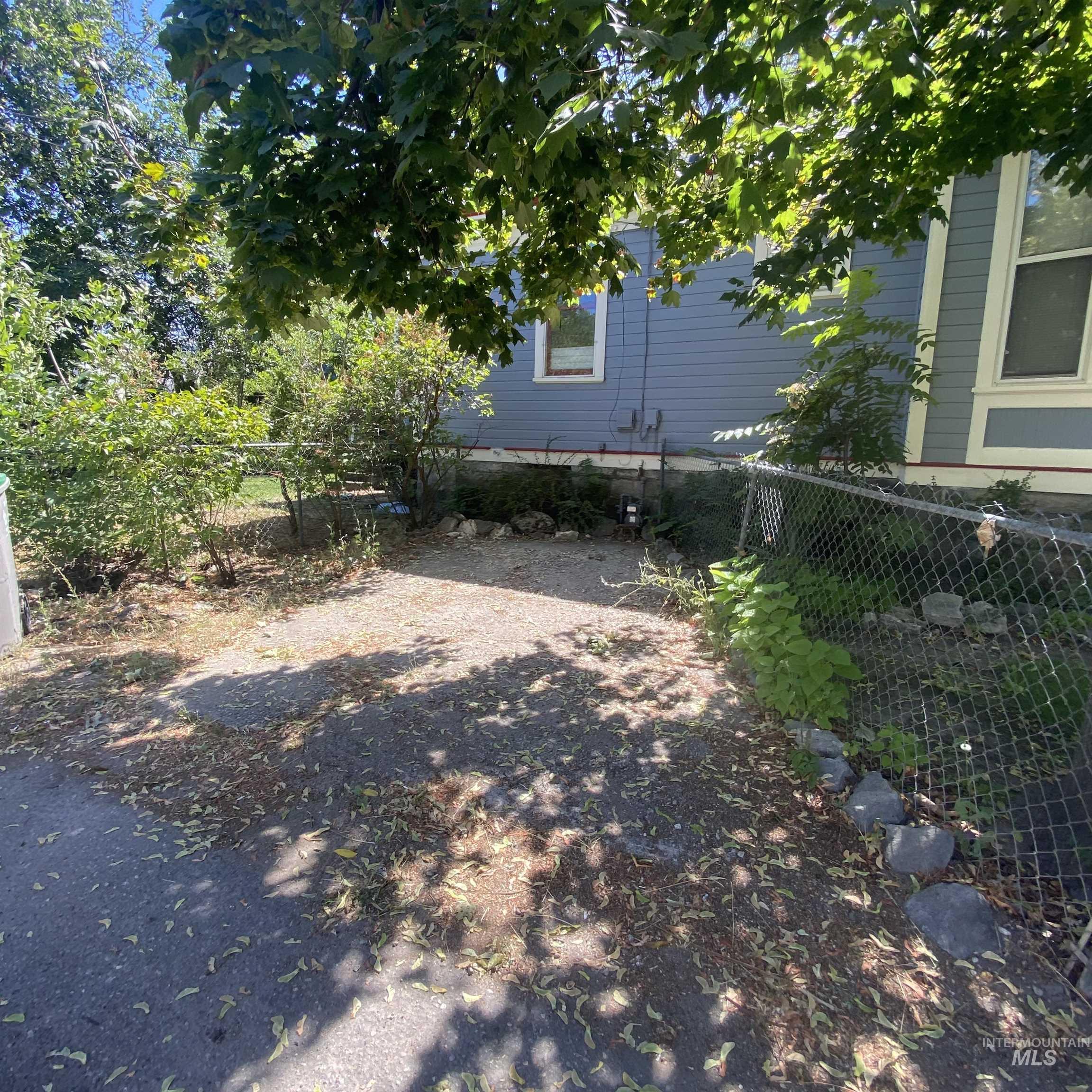 508 N 13th Property Photo 6