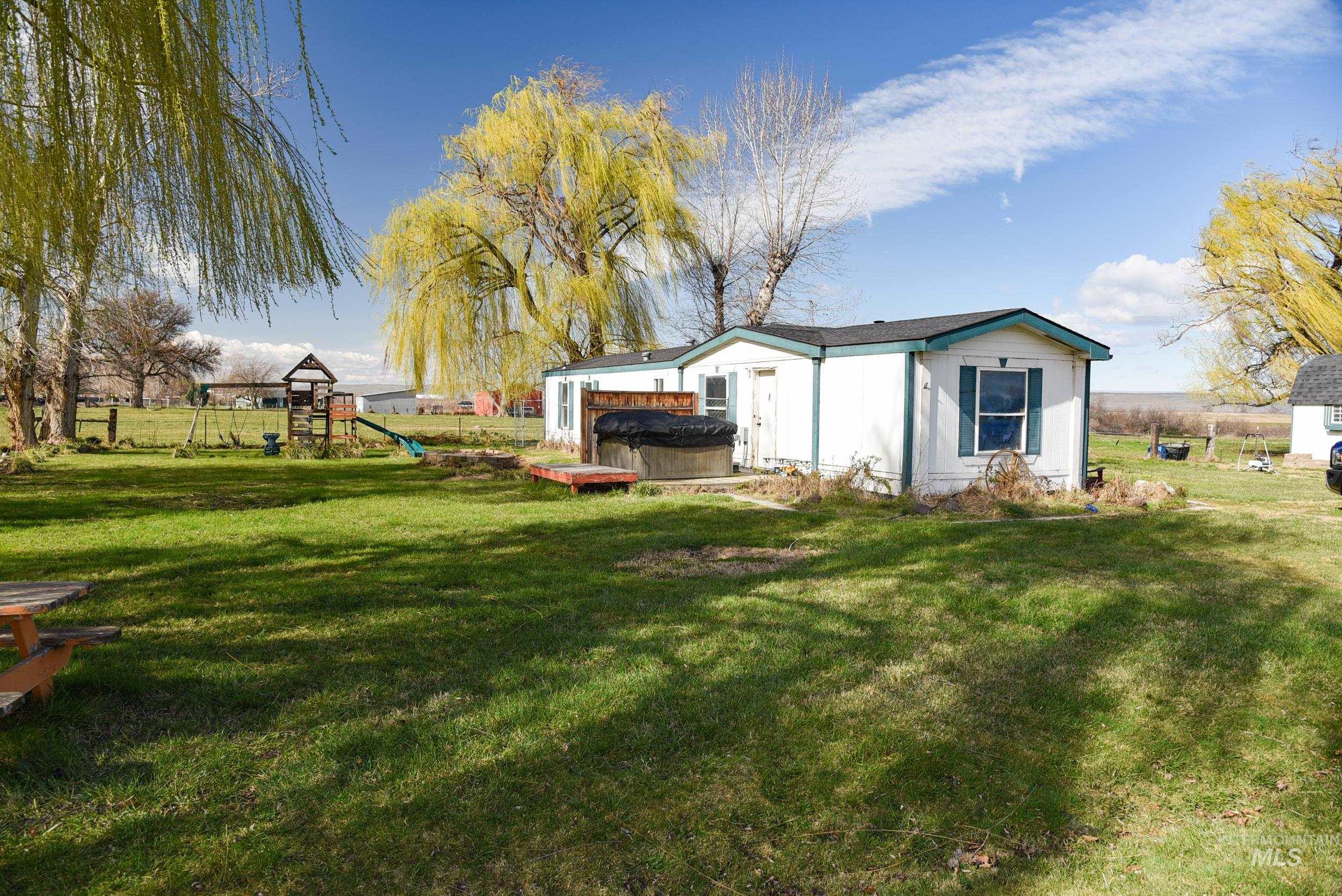 98978028 Property Photo 5
