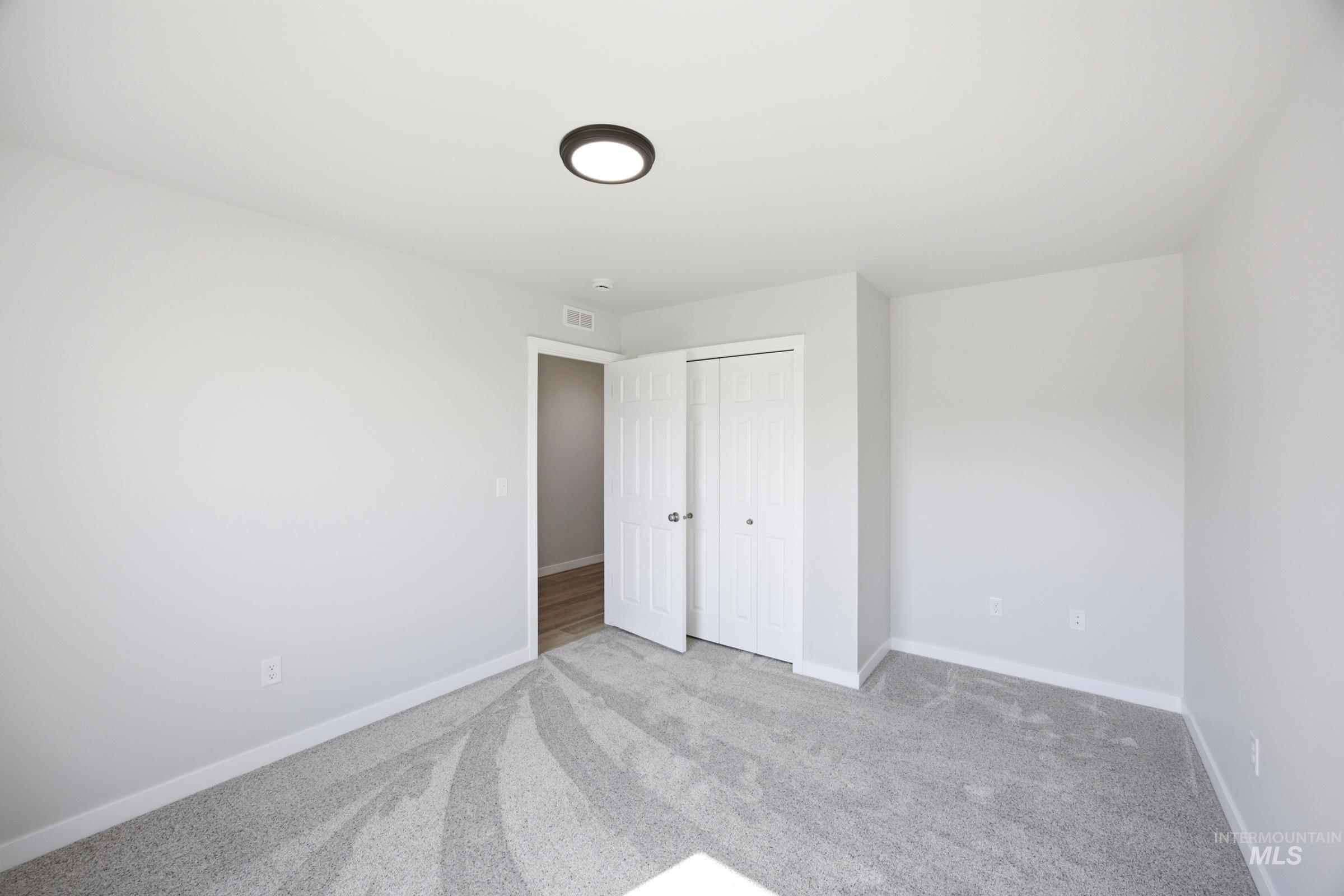 1809 N Birch St Property Photo 13