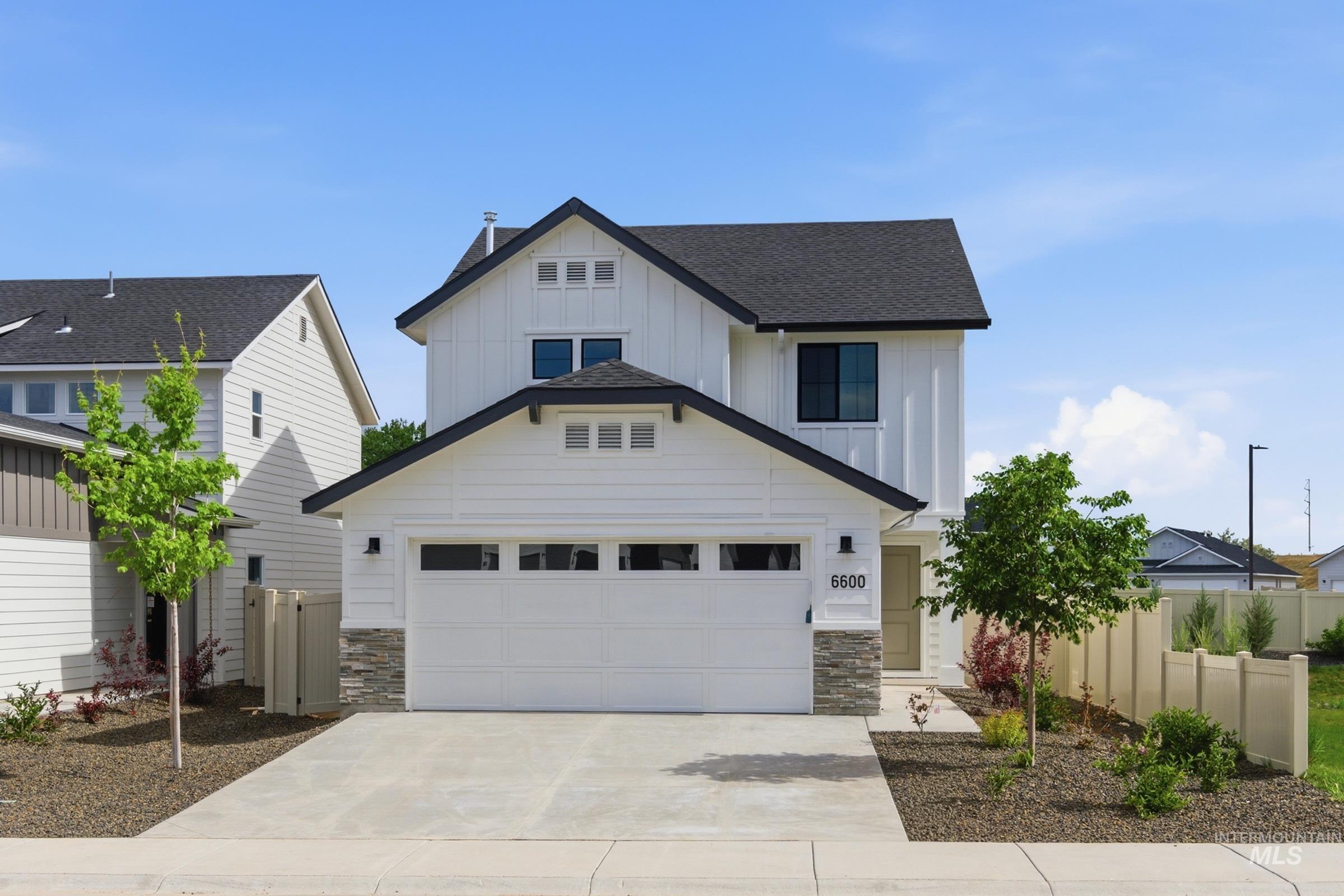 6600 W Black Butte Dr Property Photo 1