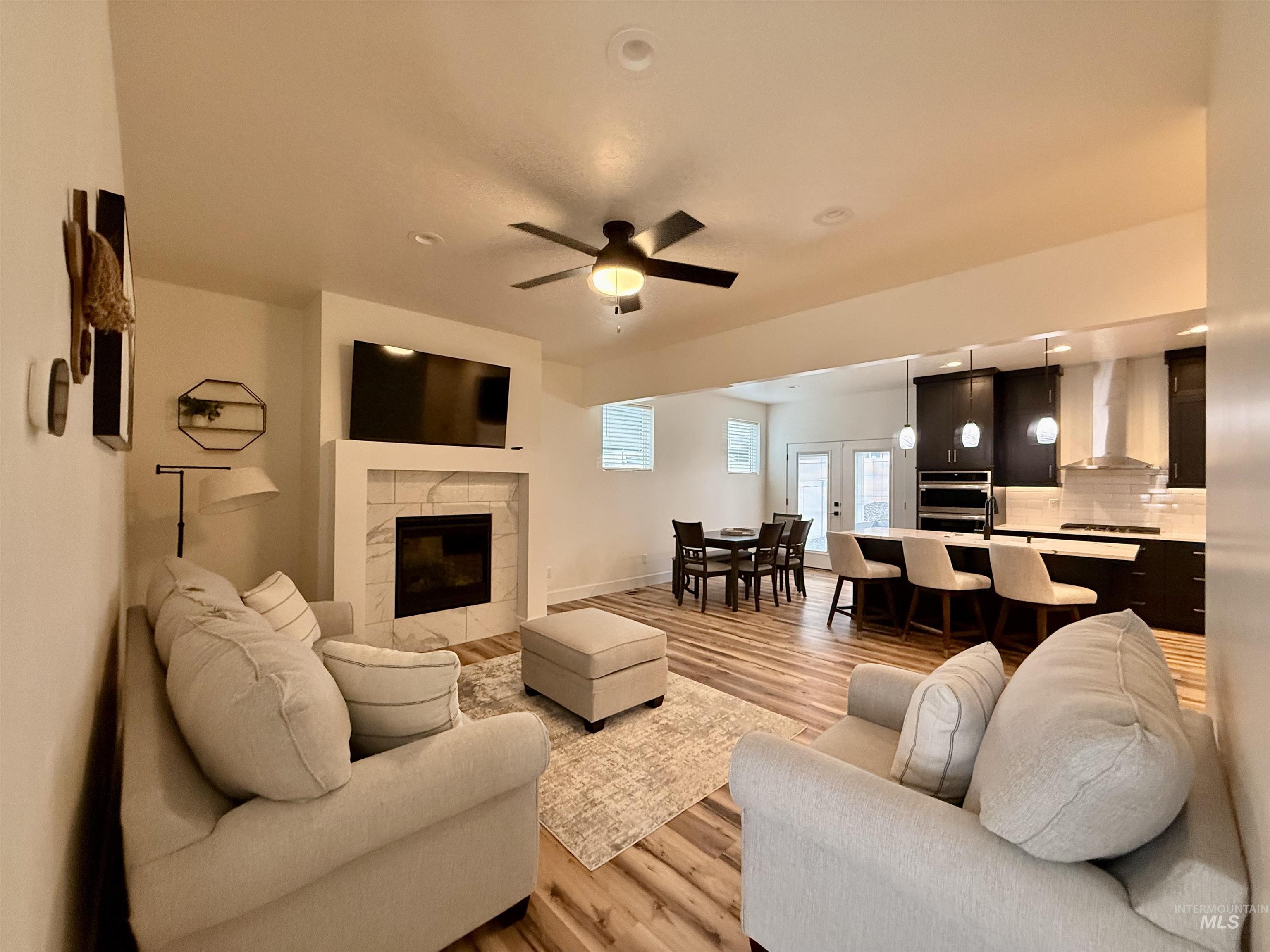 11224 White River St. Property Photo 4