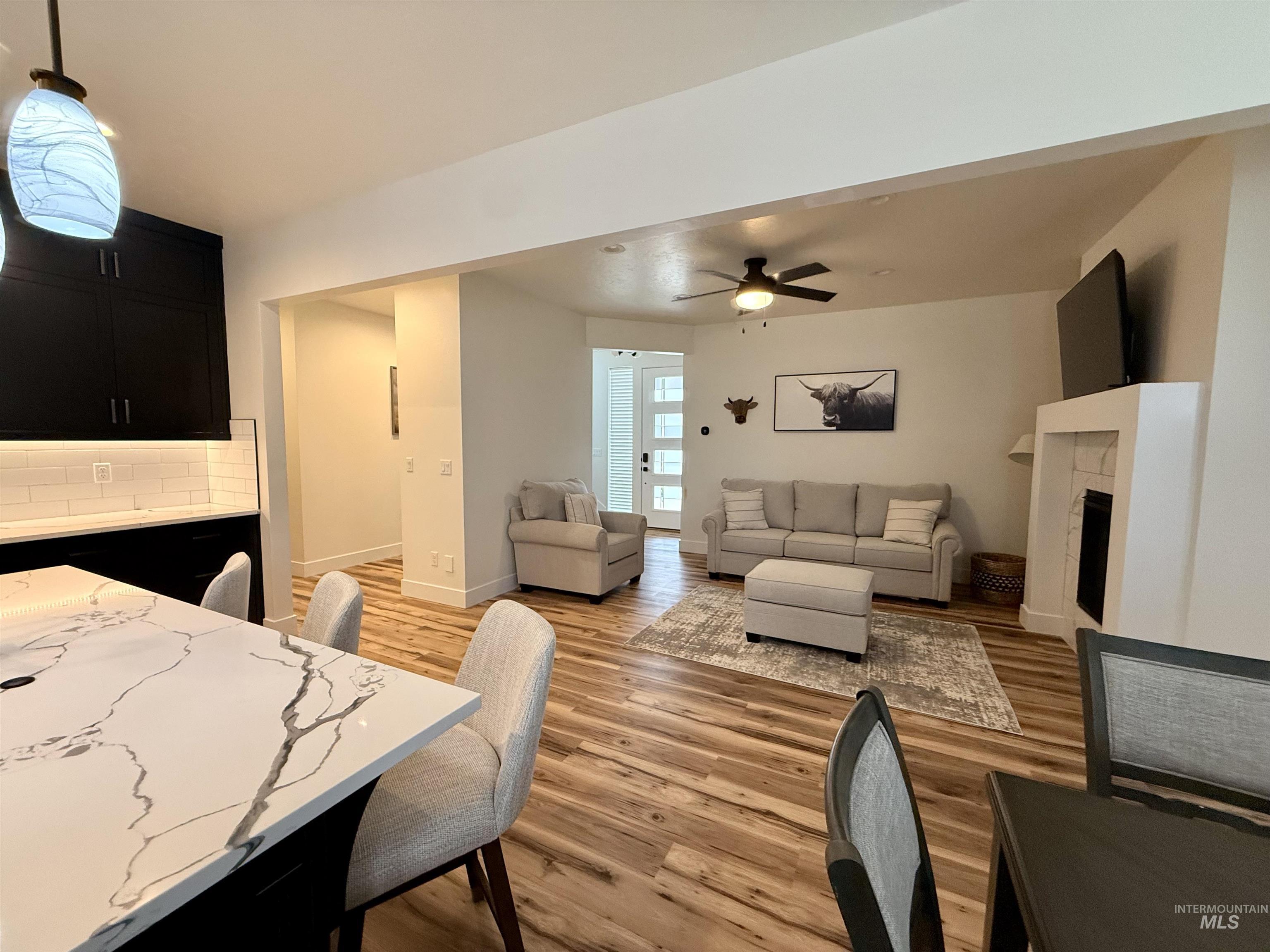 11224 White River St. Property Photo 10
