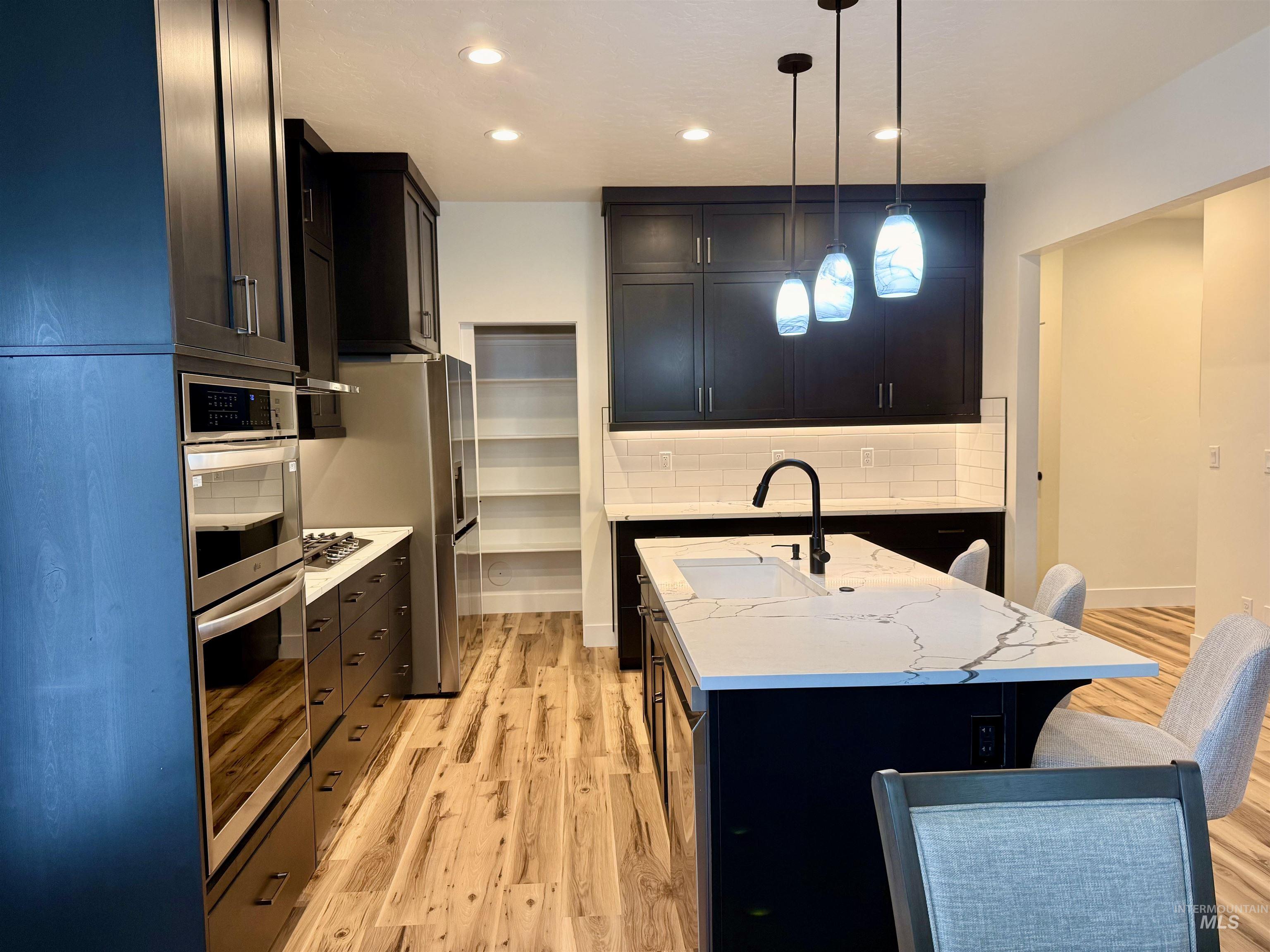 11224 White River St. Property Photo 15