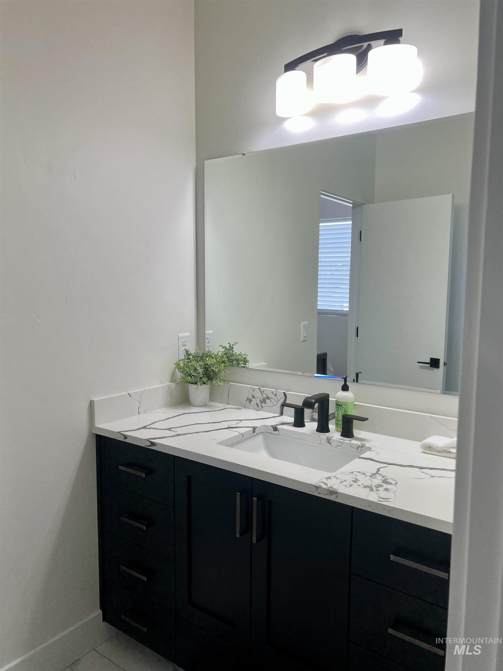 11224 White River St. Property Photo 30