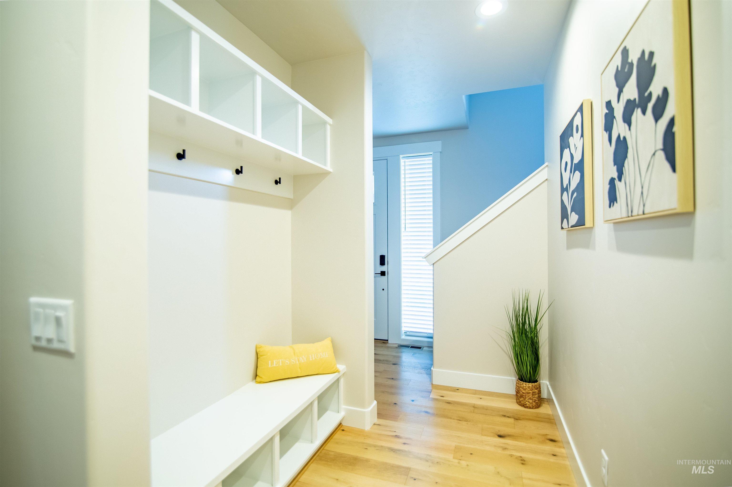 11236 White River St. Property Photo 4