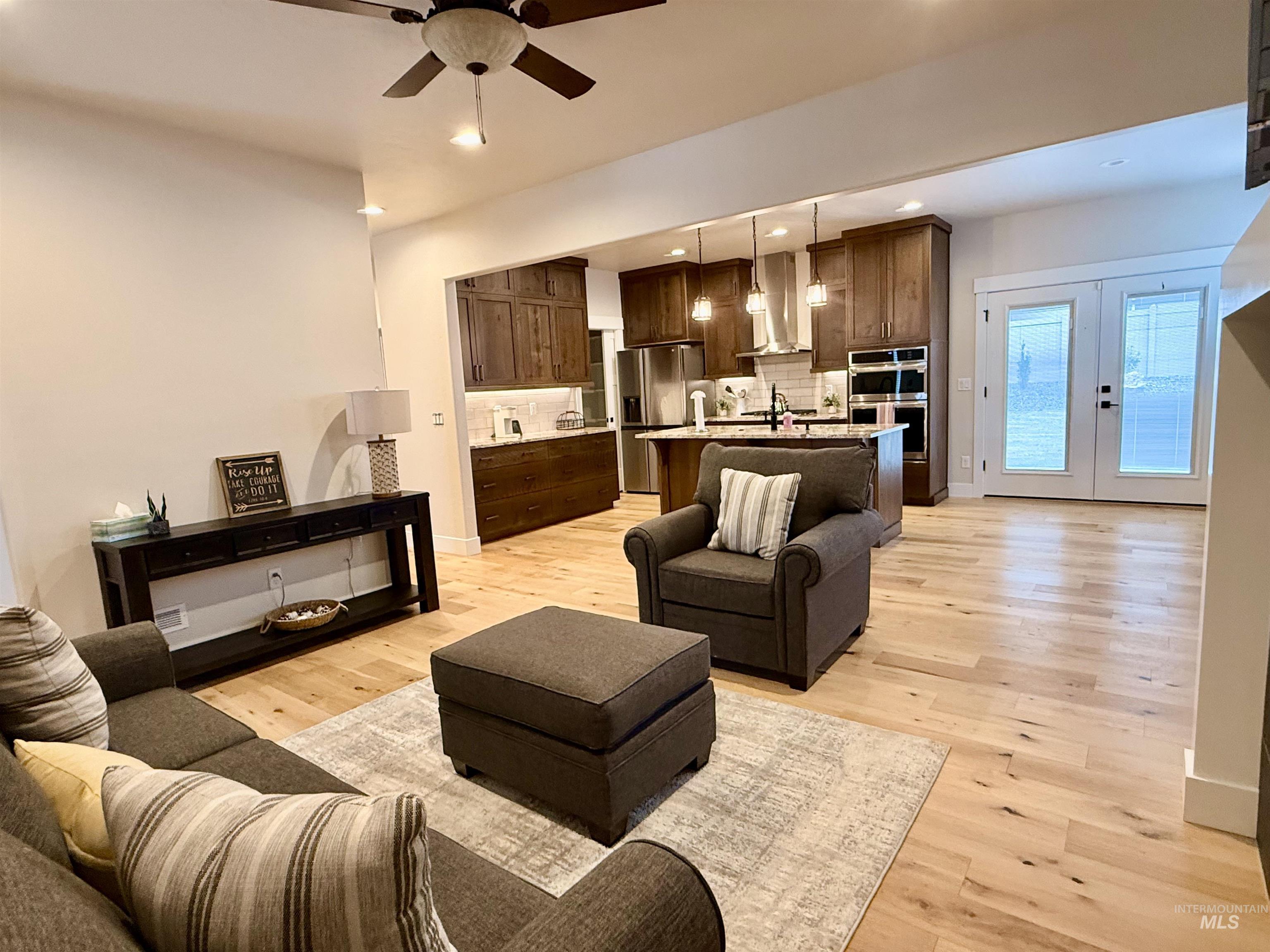 11236 White River St. Property Photo 8