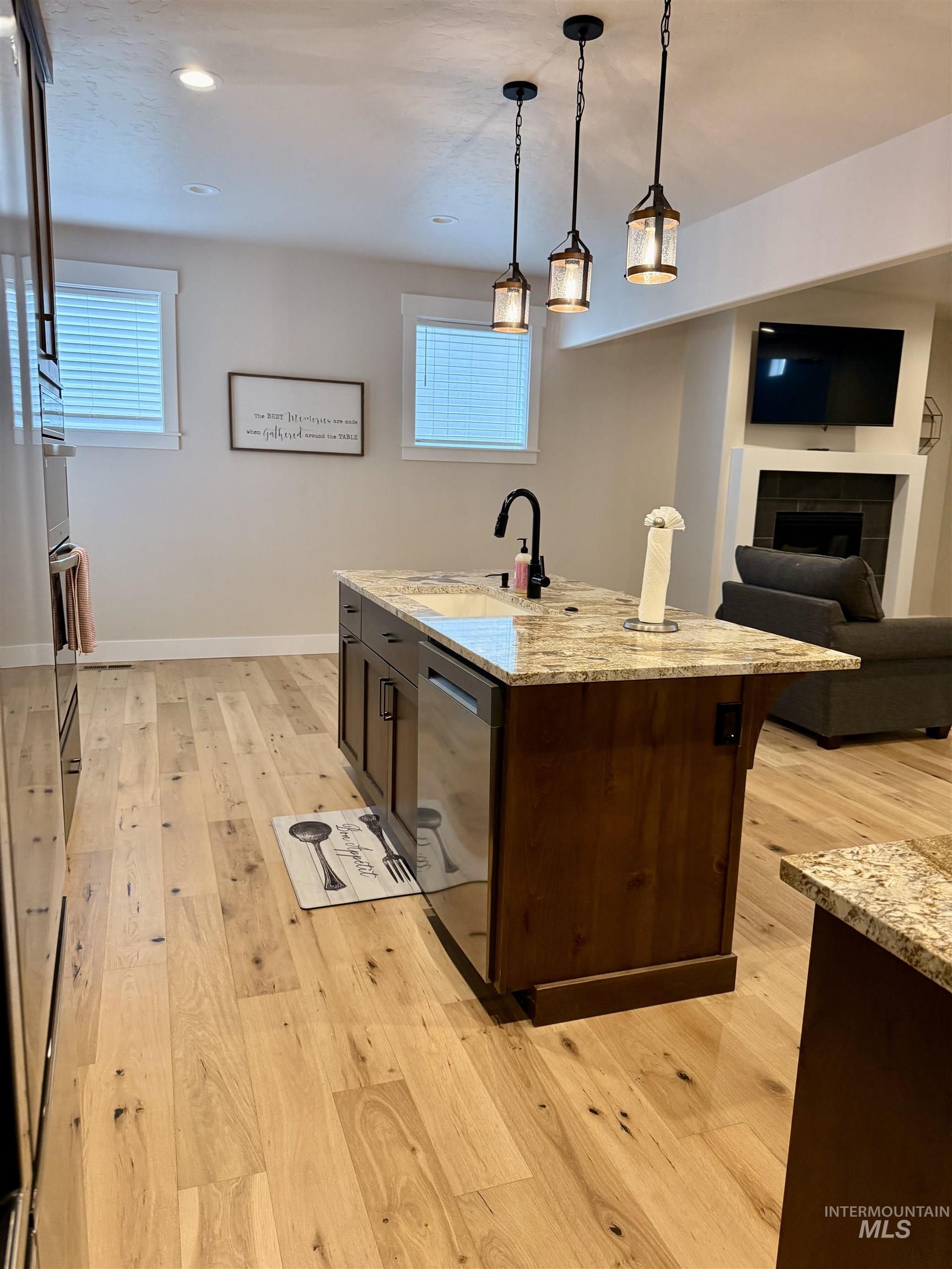 11236 White River St. Property Photo 16
