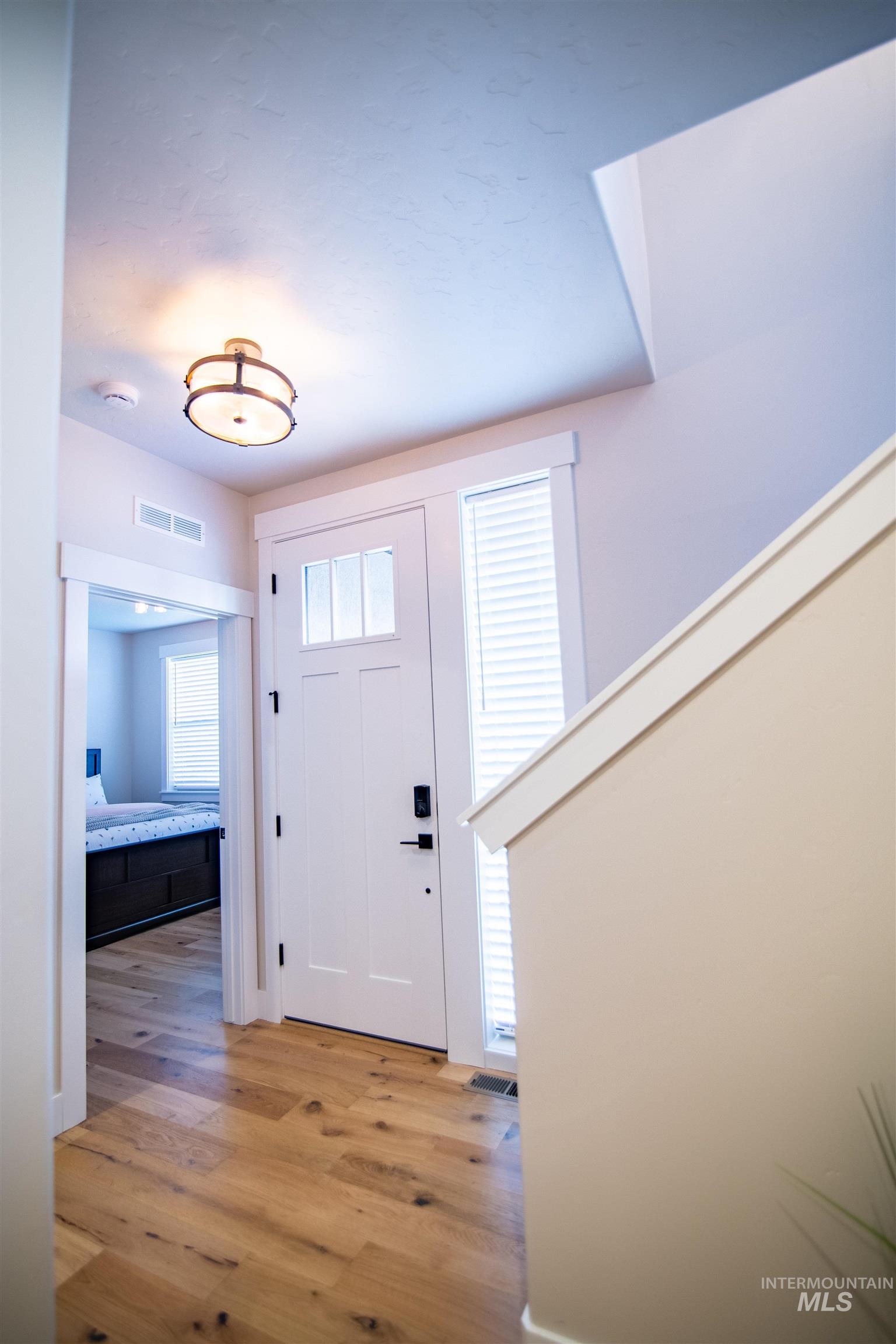 11236 White River St. Property Photo 25
