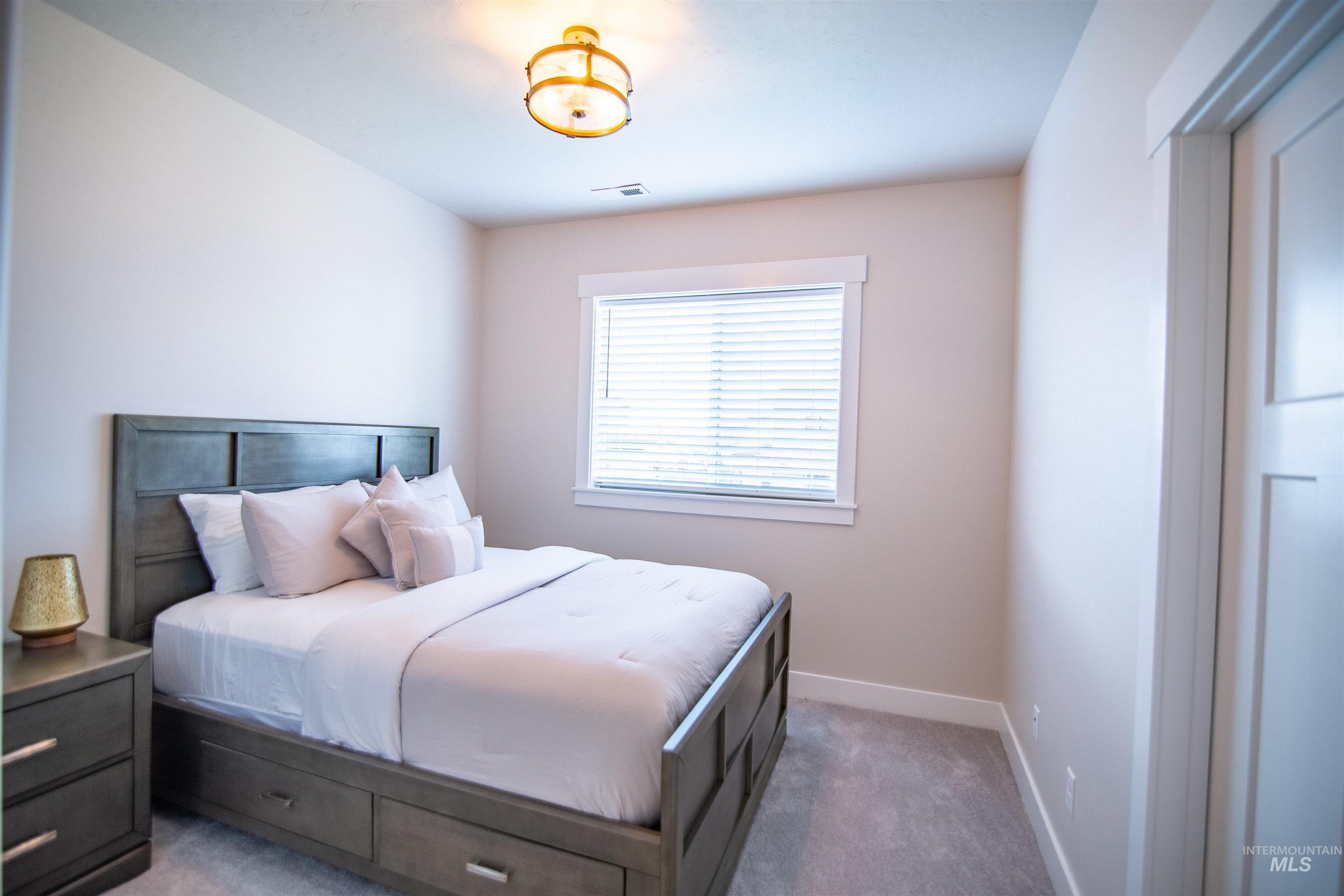 11236 White River St. Property Photo 40