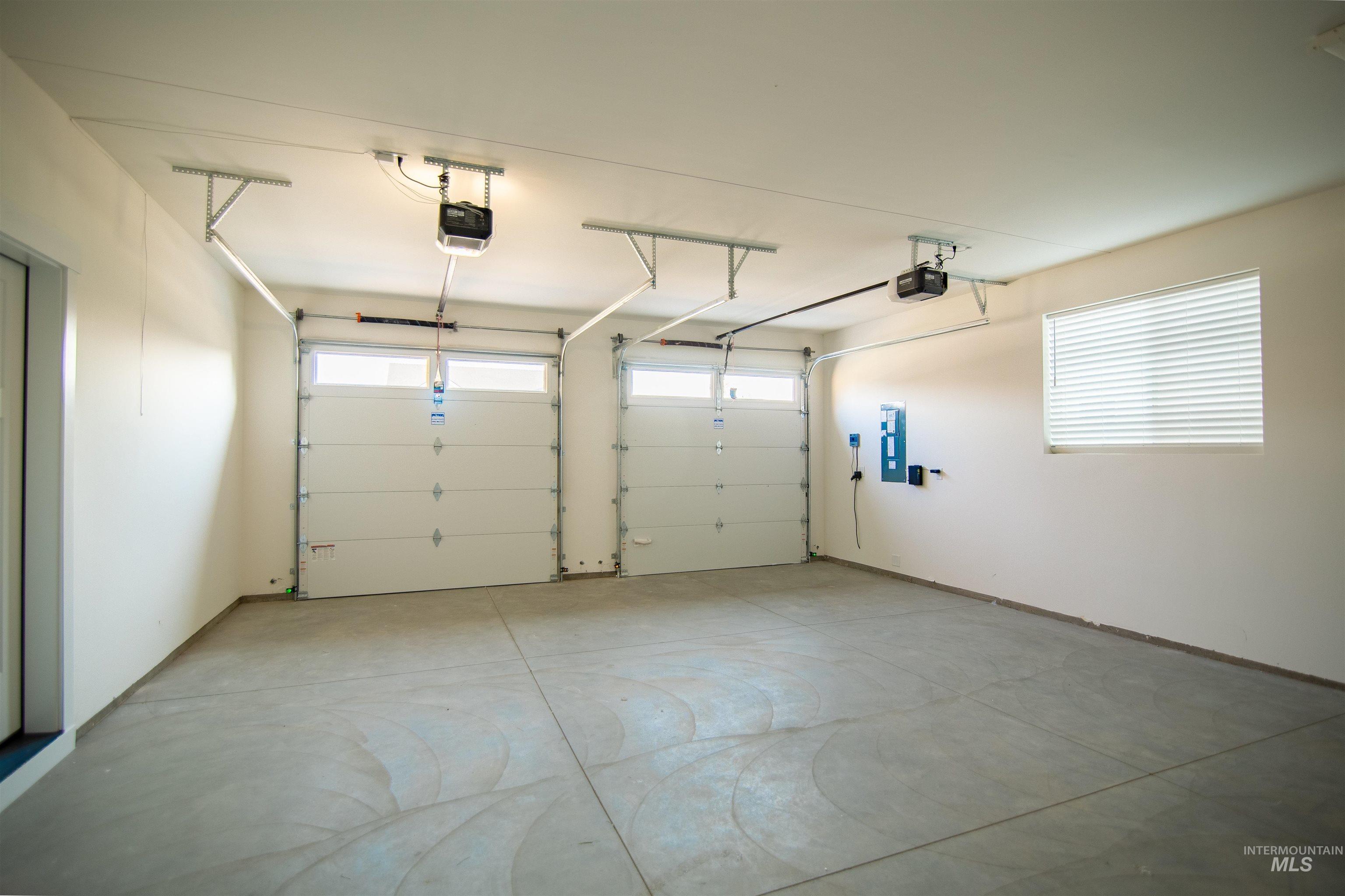 11236 White River St. Property Photo 43
