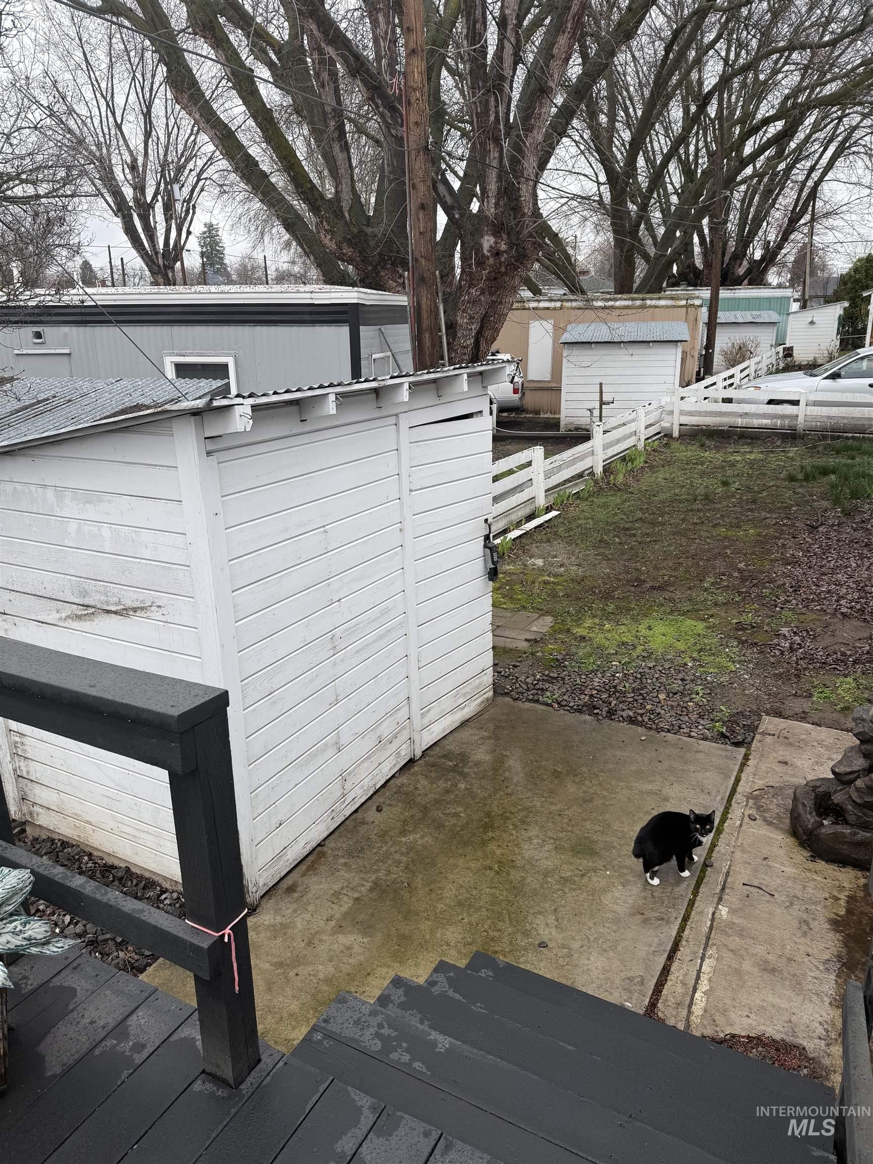 631 Preston Property Photo 4
