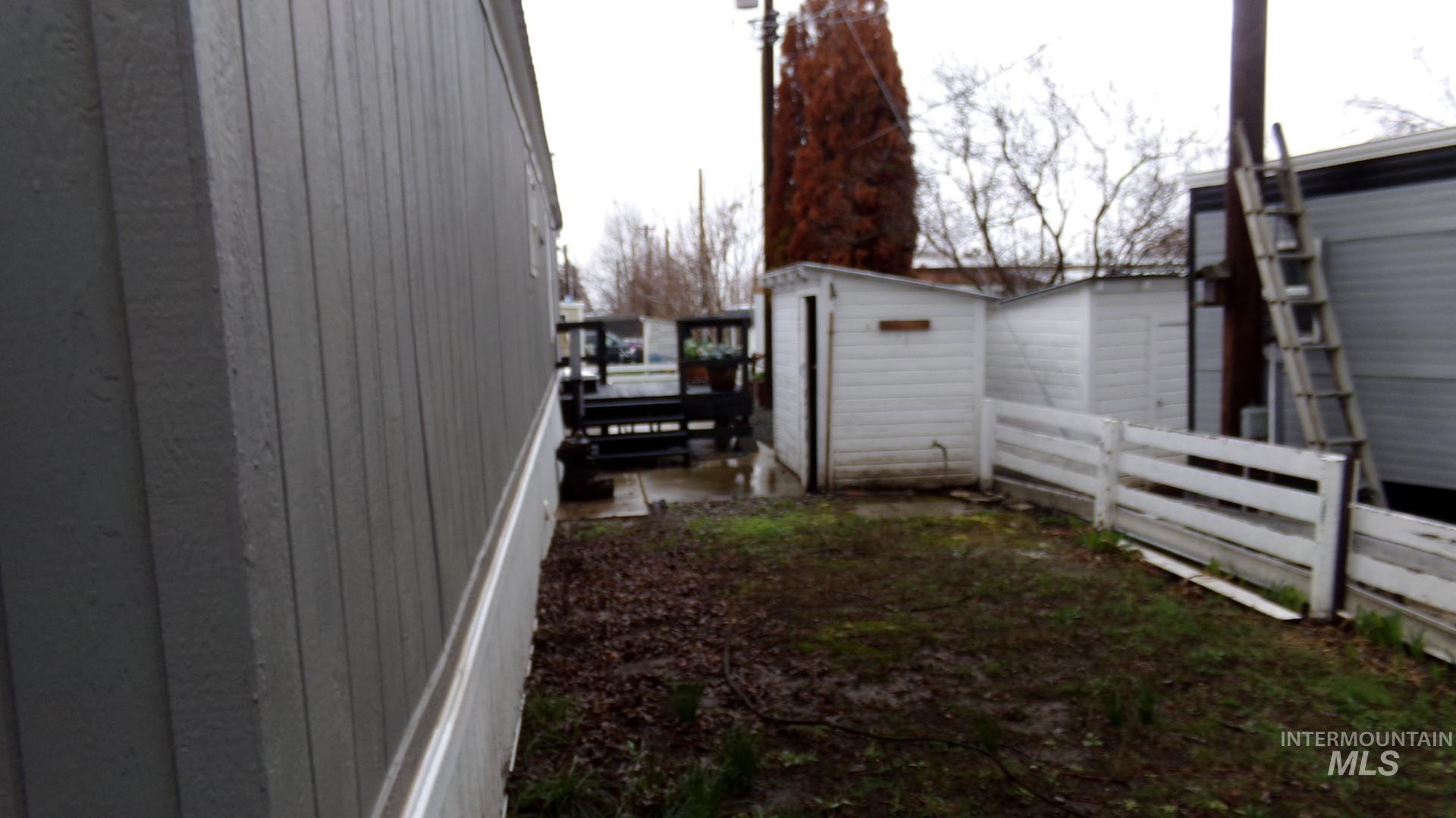 631 Preston Property Photo 6