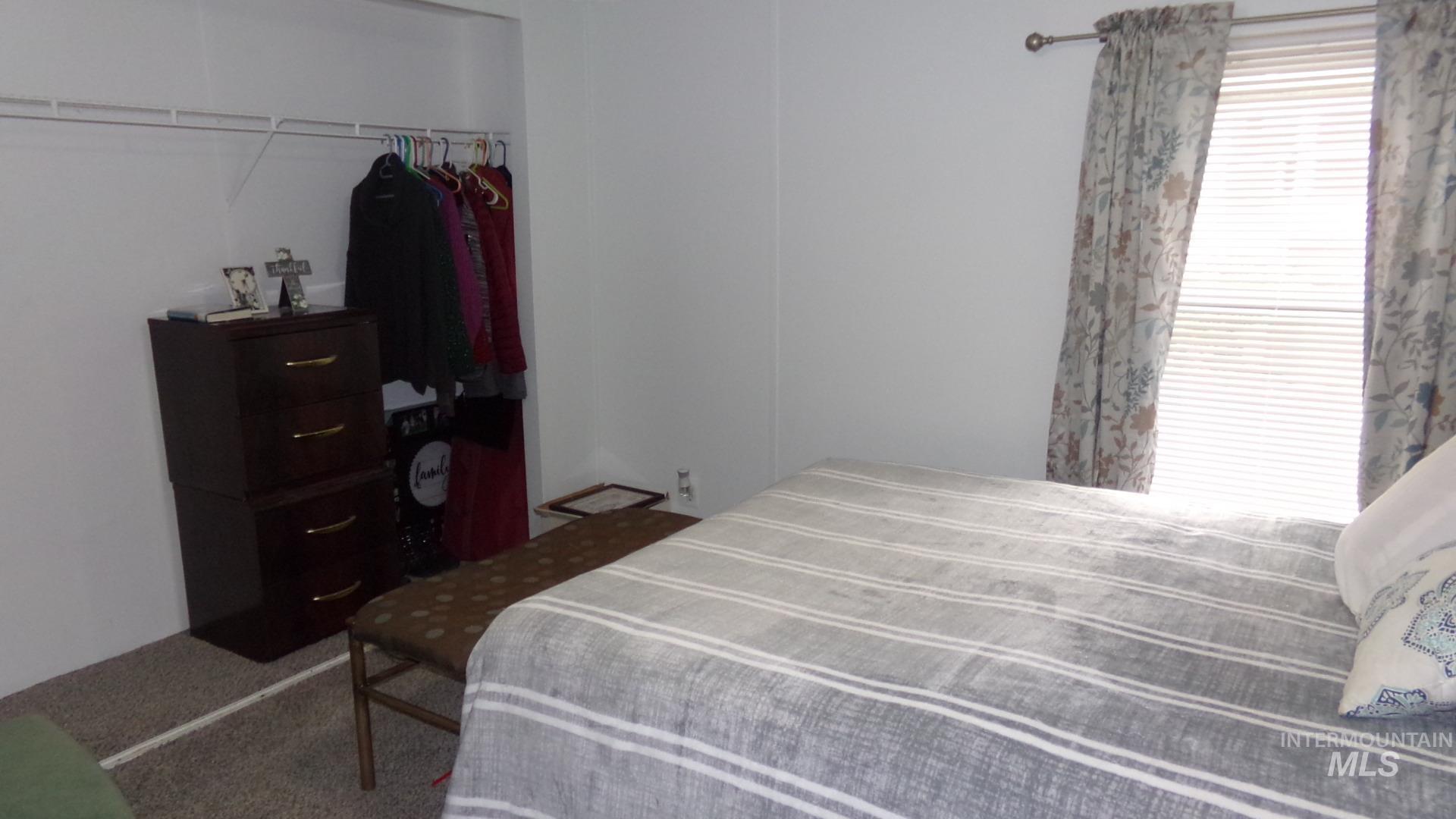 631 Preston Property Photo 12