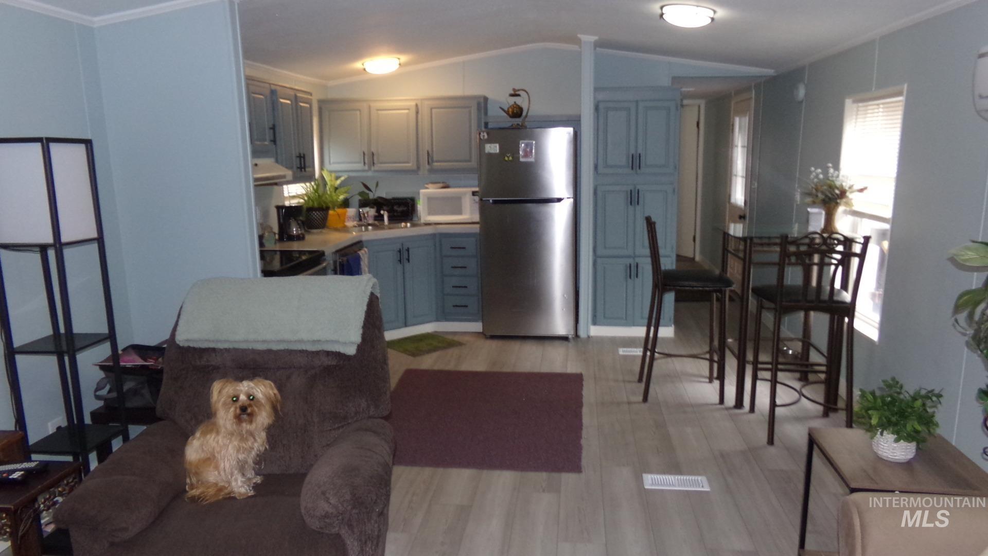 631 Preston Property Photo 18