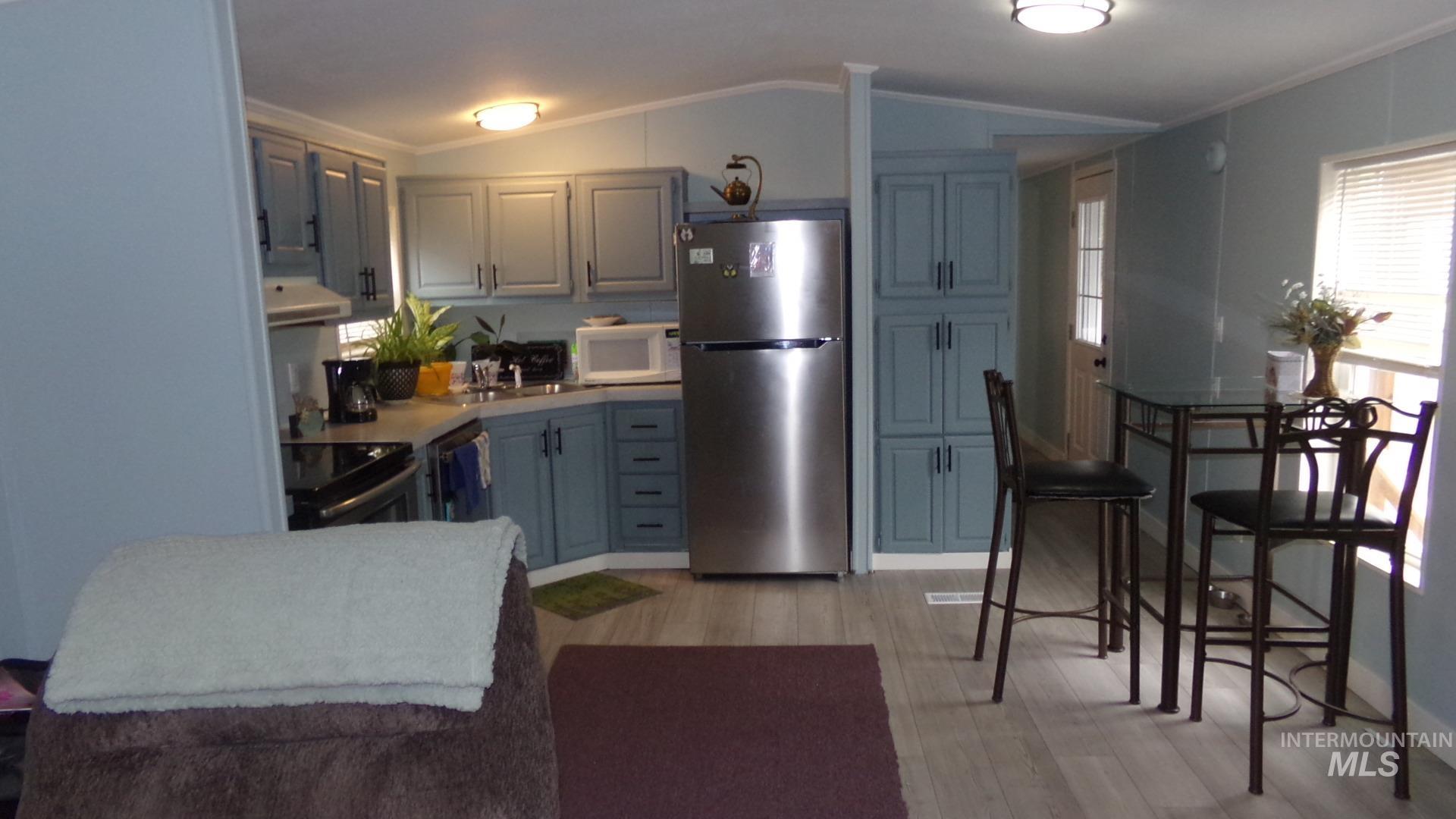 631 Preston Property Photo 20