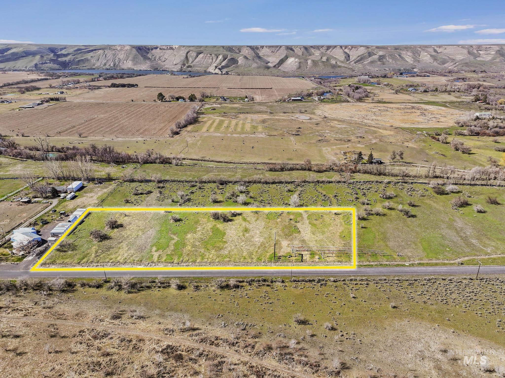 Tbd Lot 4 900 E Property Photo 1
