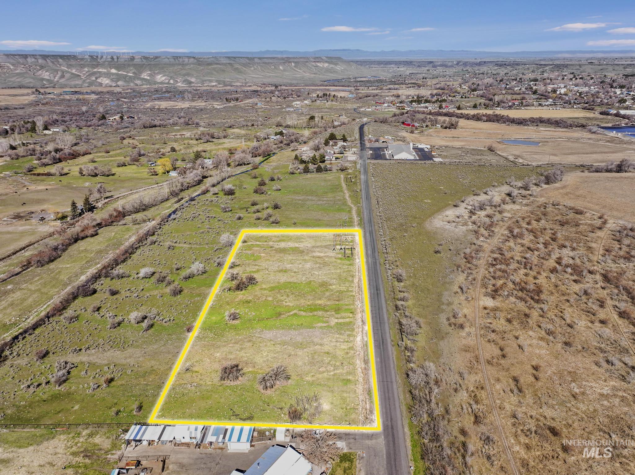 Tbd Lot 4 900 E Property Photo 6