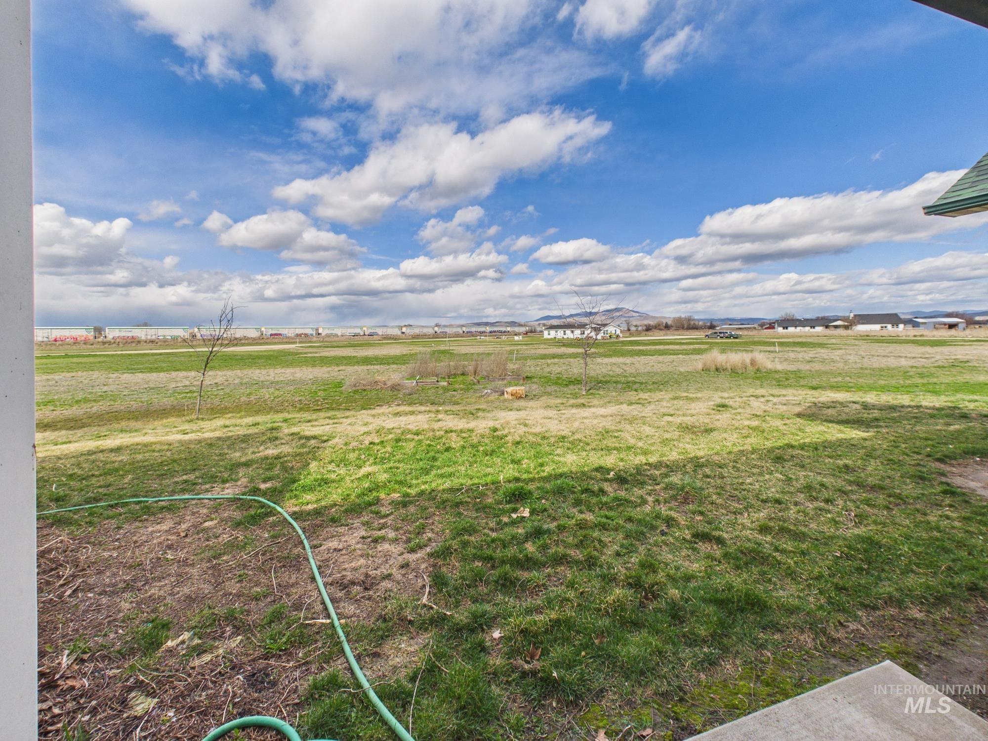 2395 Airport Rd Property Photo 26